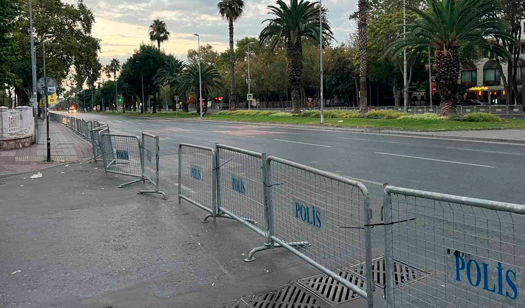 İstanbullular dikkat: Bugün bu yollar trafiğe kapalı! İşte alternatif güzergahlar... İstanbullular dikkat: Bugün bu yollar trafiğe kapalı! İşte alternatif güzergahlar...