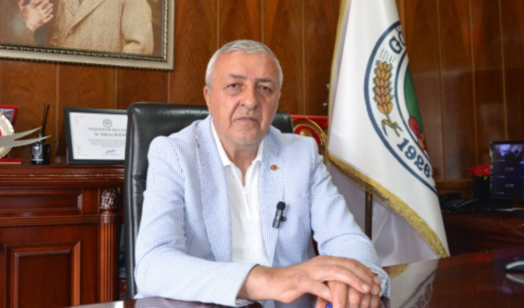 CHP'den istifa eden belediye başkanı Budak'tan AKP açıklaması: Çoğunluk kimden yanaysa...
