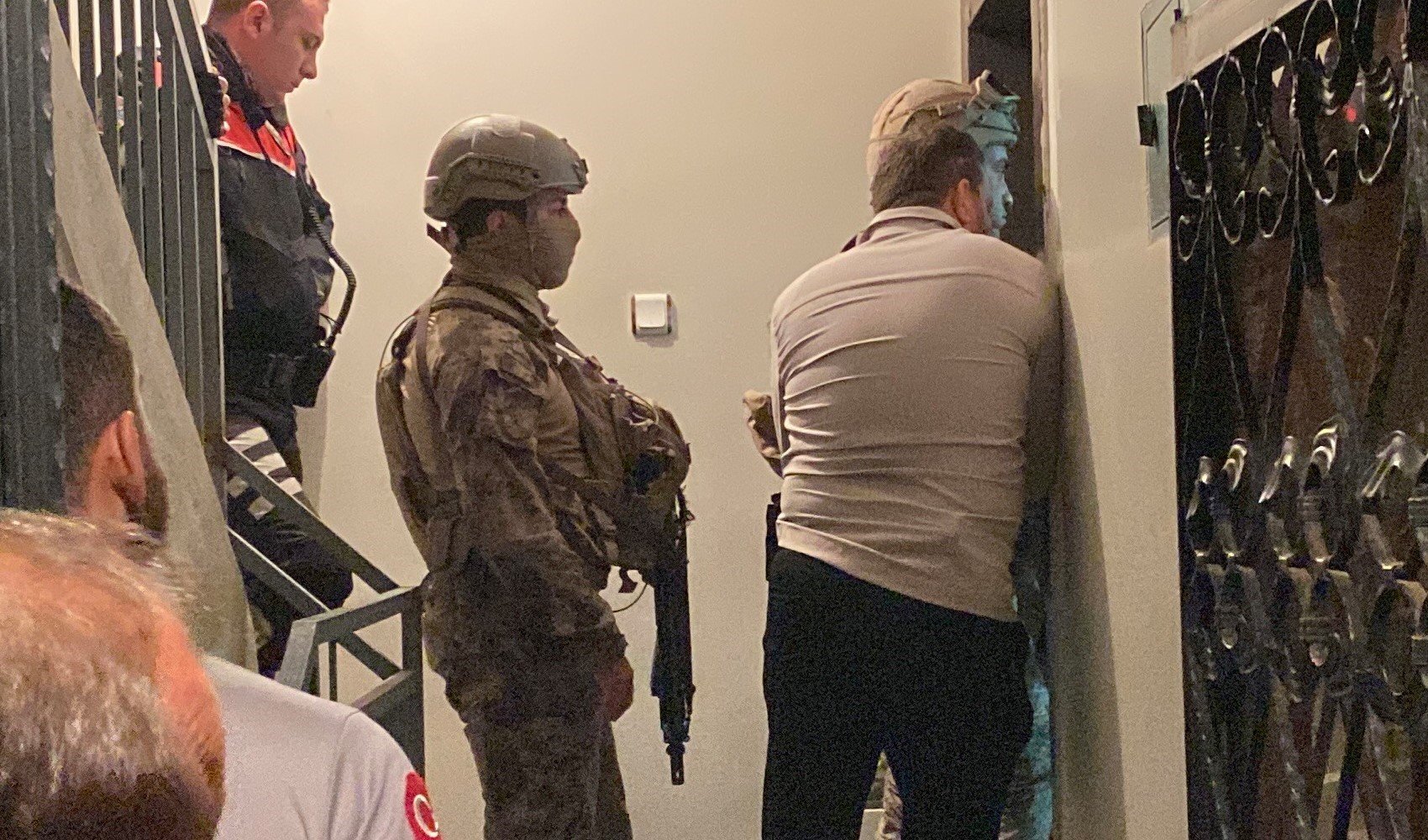 Aile içi kavgaya Özel Harekat Timi müdahalesi