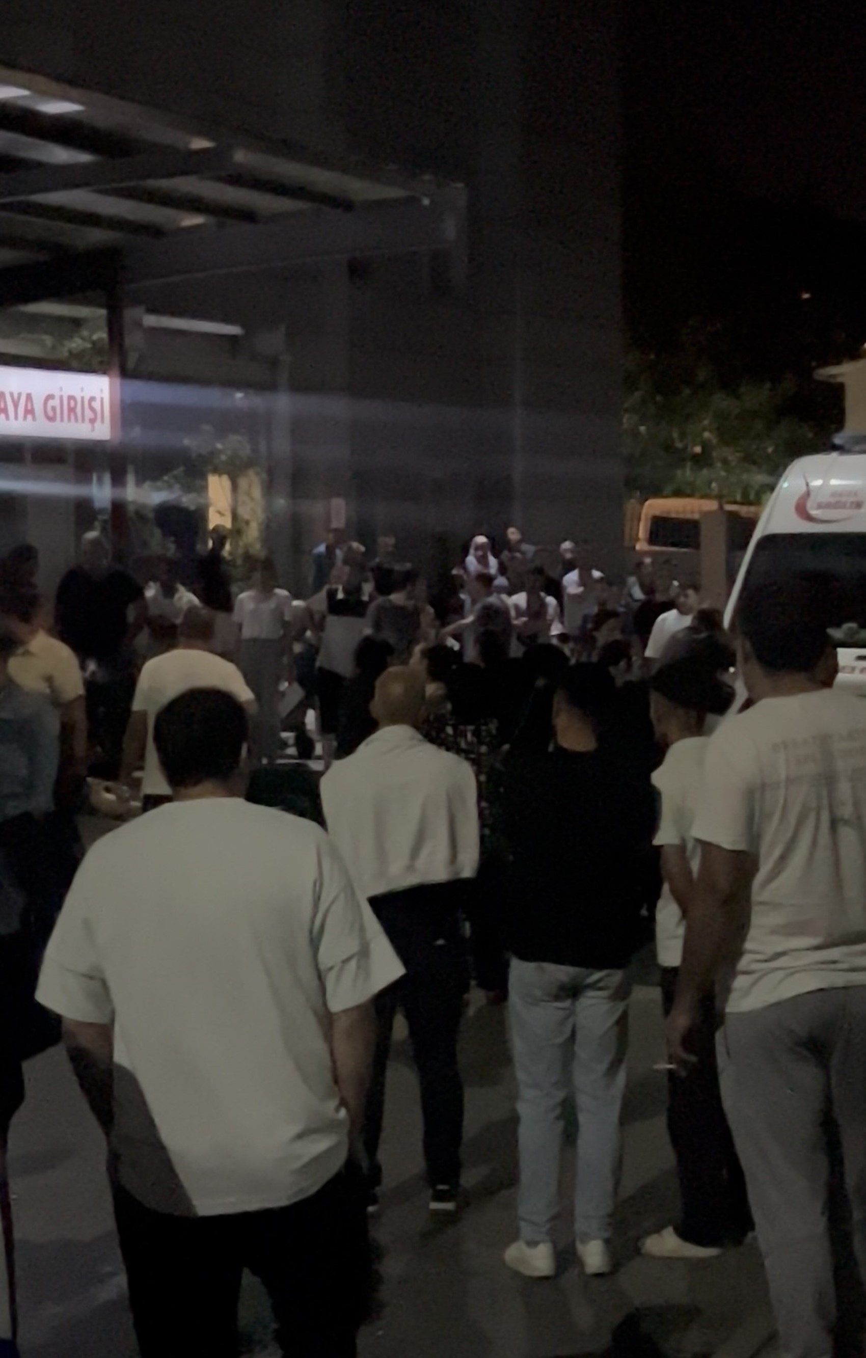 Eski koca dehşet saçtı: Defalarca bıçakladı
