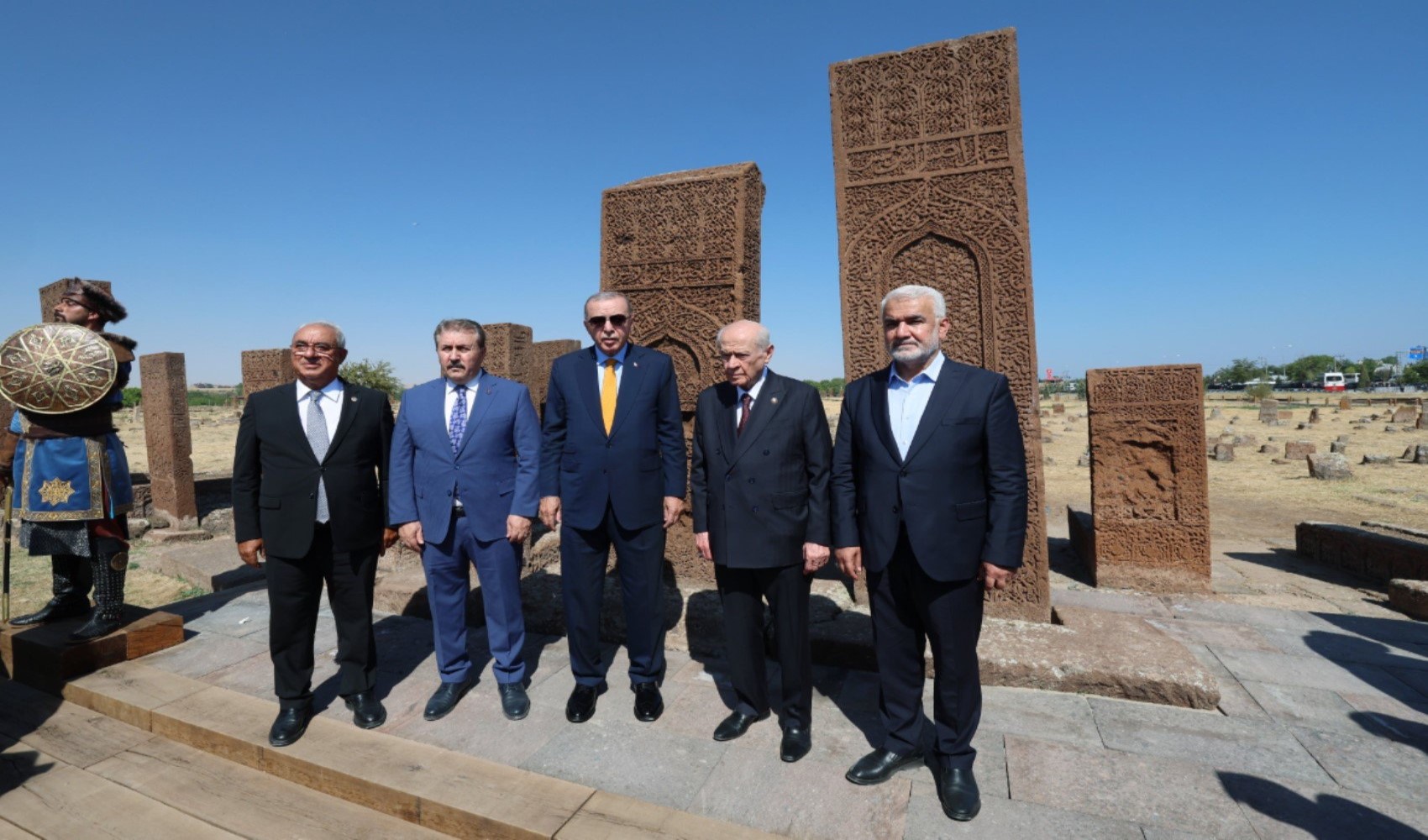 DEM Parti'ye İmralı izni o zirveden sonra geldi! Ahlat'ta neler yaşandı?