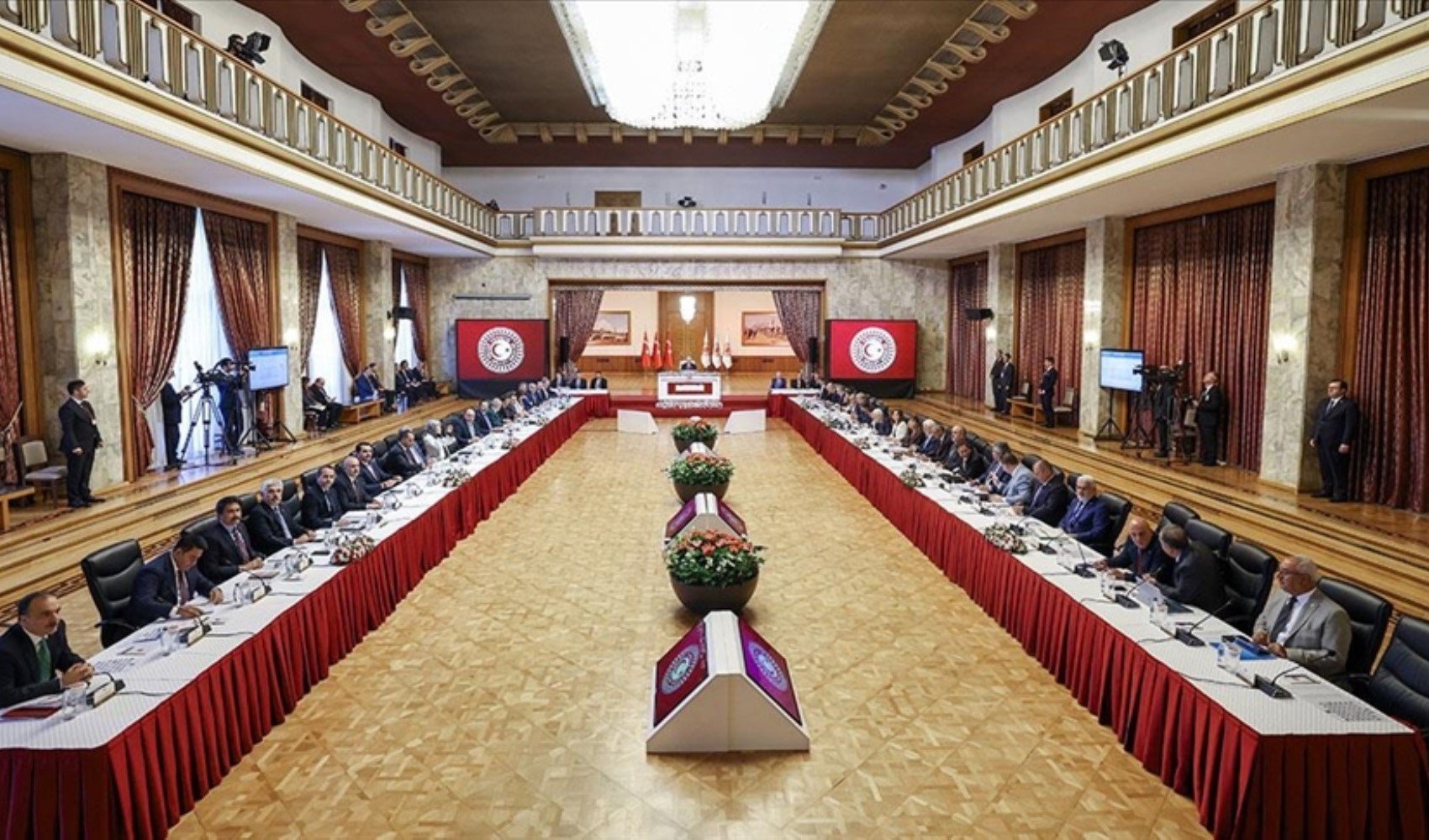 Açılım komisyonu altıncı kez toplanıyor! Baro başkanları konuşacak