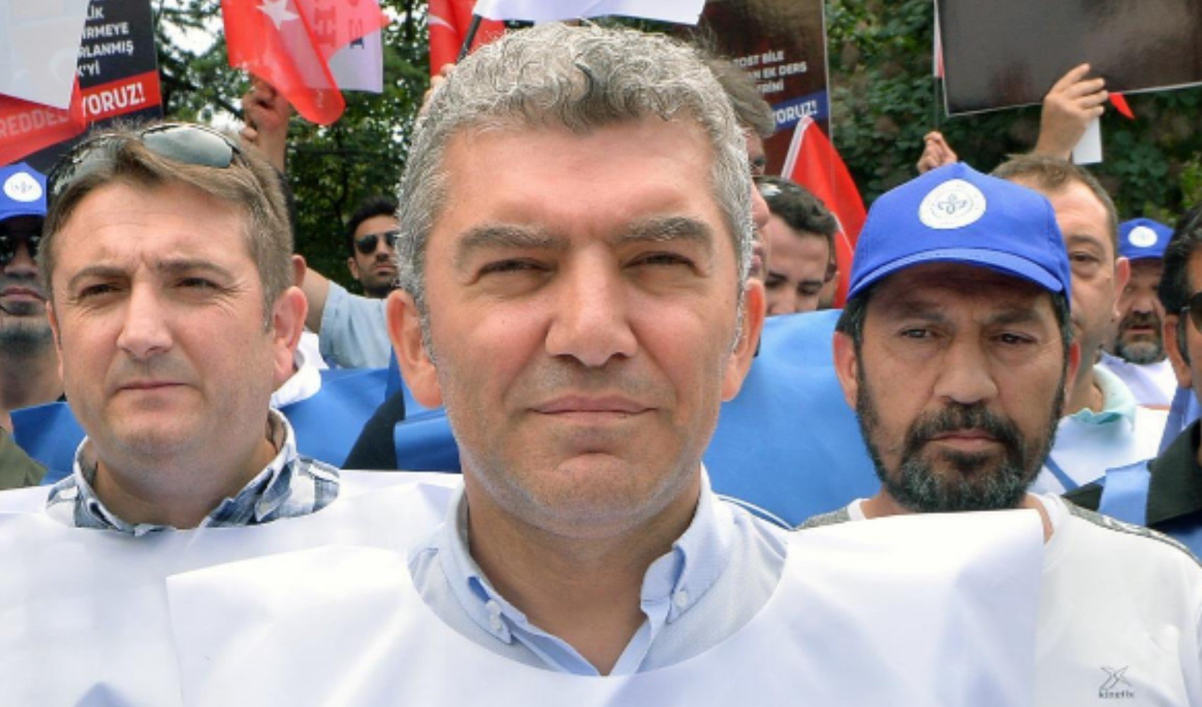 Hür-Sen Genel Başkanı Levent Kuruoğlu: 'Milyonlarca kamu çalışanı aldatıldı'