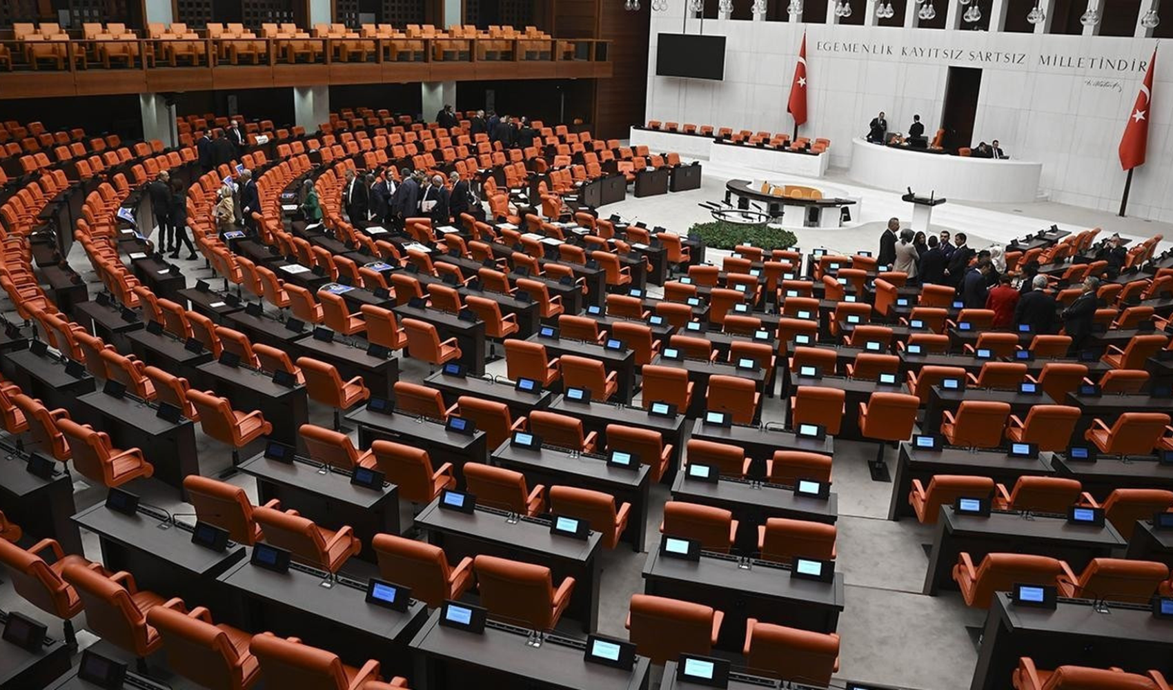 Meclis, Gazze'deki gelişmeleri görüşmek üzere olağanüstü toplanıyor Meclis, Gazze'deki gelişmeleri görüşmek üzere olağanüstü toplanıyor