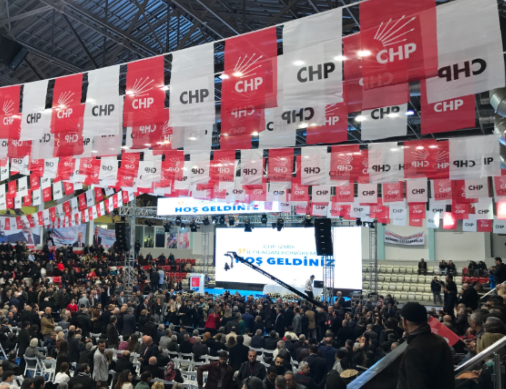 CHP’ye yönelik yeni baskı hamlesi: Sıradaki hedef İstanbul İl Kongresi mi?