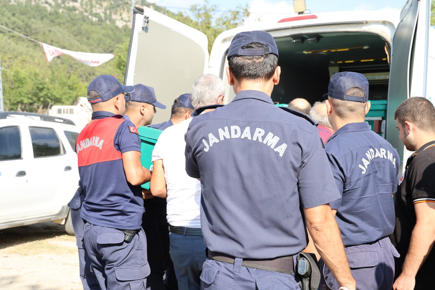 Öğretmen ev sahibi, kavgada kiracısını öldürdü: 500 TL için darbetmiş