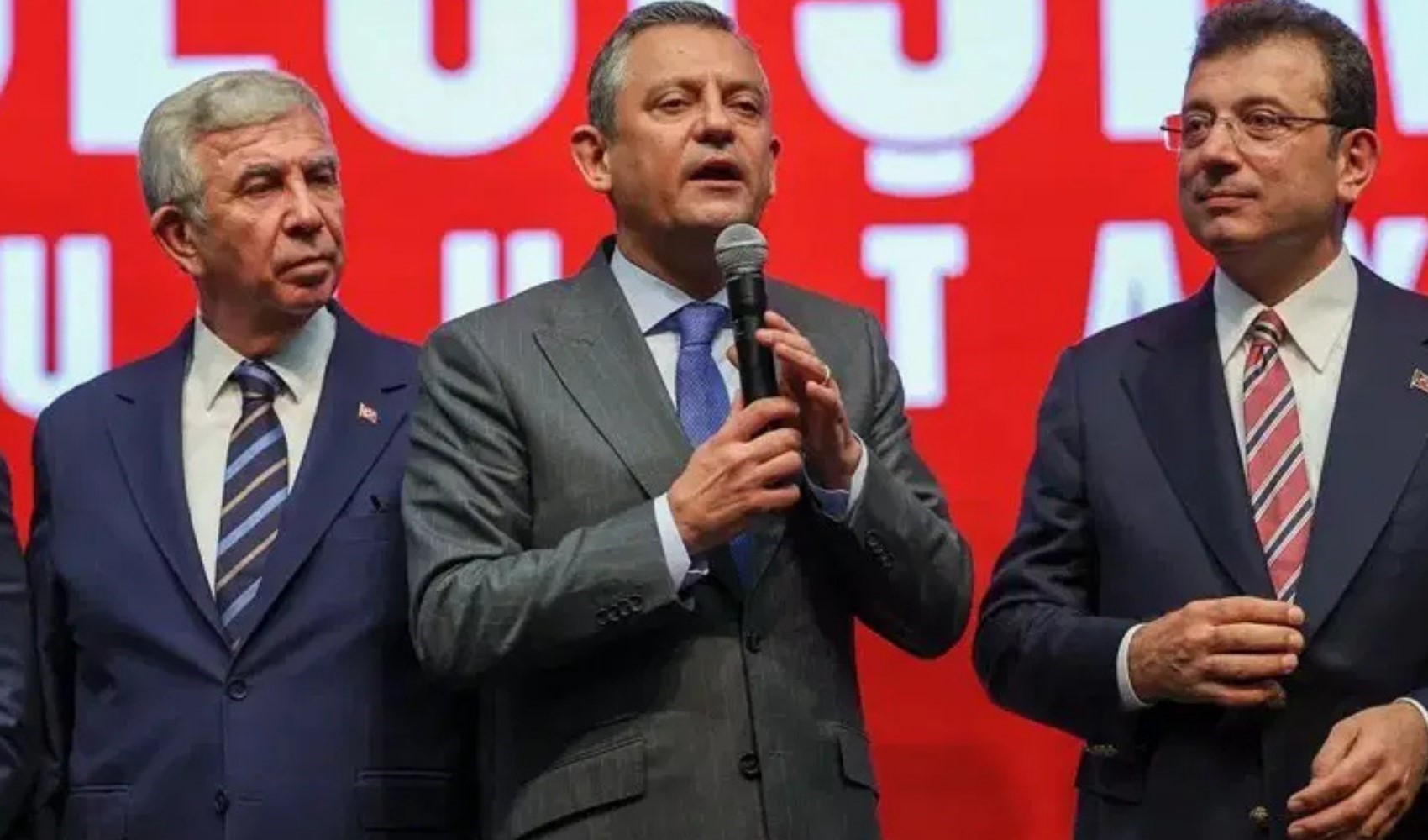 Özgür Özel'den Cumhurbaşkanı adaylığı çıkışı Özgür Özel'den Cumhurbaşkanı adaylığı çıkışı