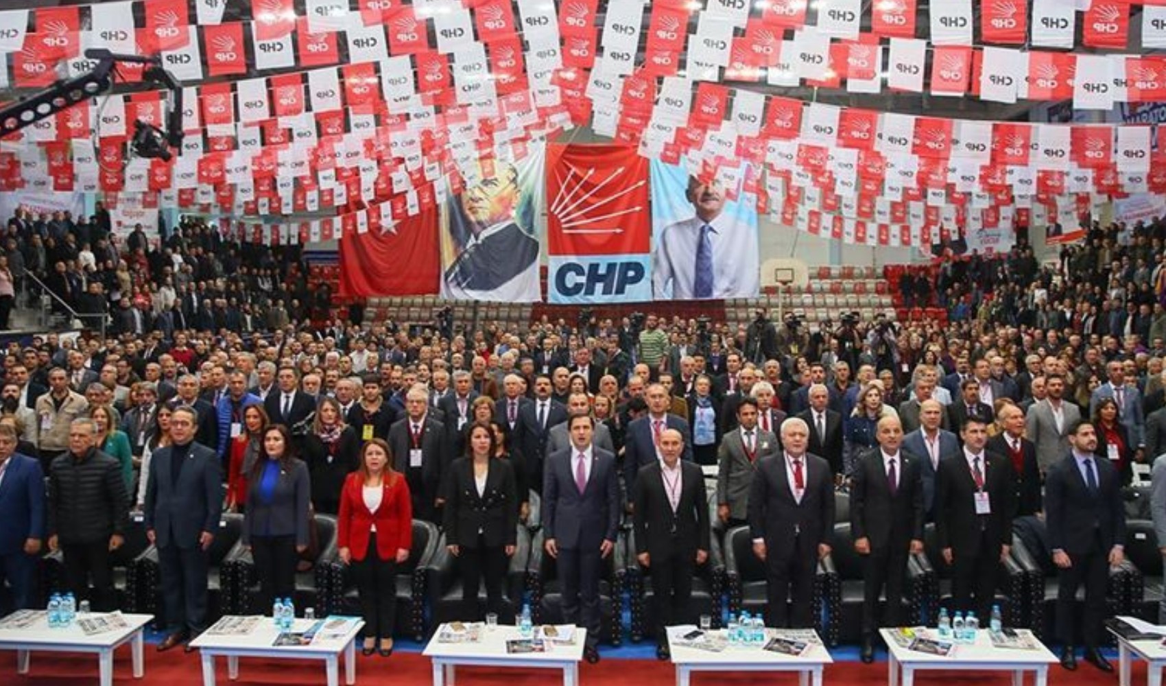 Sıradaki hedef İstanbul İl Kongresi mi? Sıradaki hedef İstanbul İl Kongresi mi?