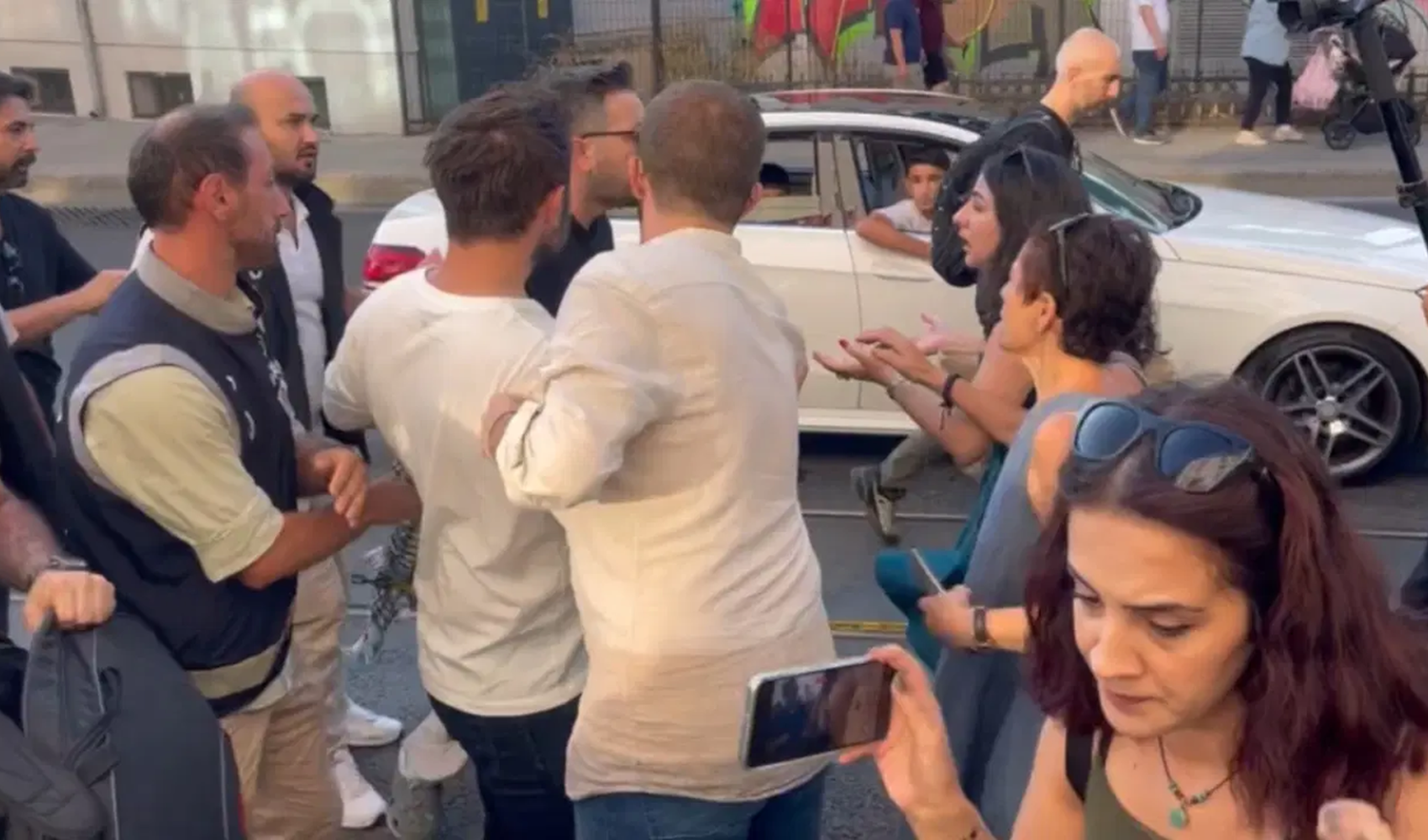 Kadıköy'de Gazze'ye destek yürüyüşü düzenlendi