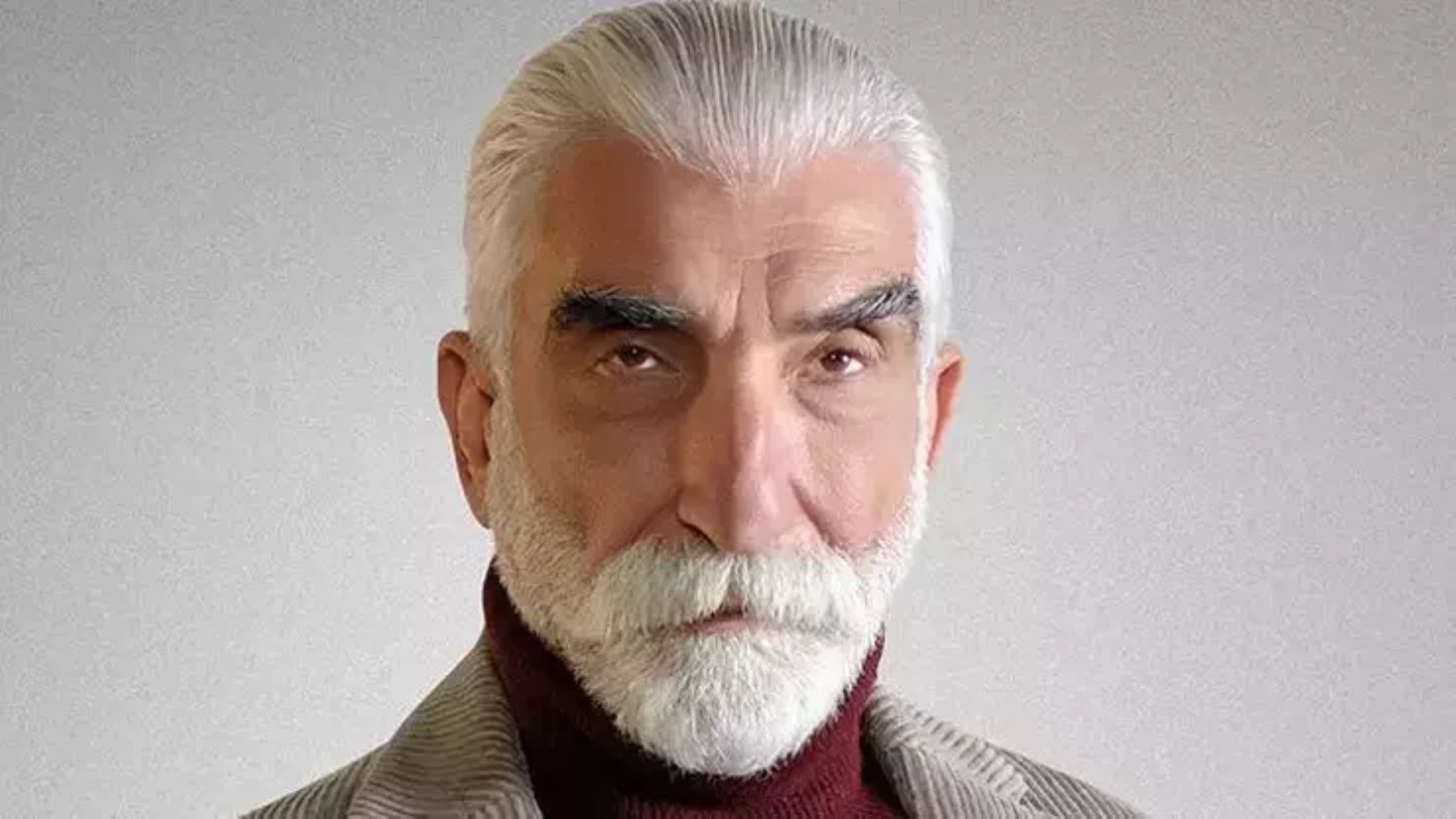 Sanat dünyasında taciz iddiaları gündeme gelmeye devam ediyor: 'Asansörde taciz etti, gece boyu aradı'