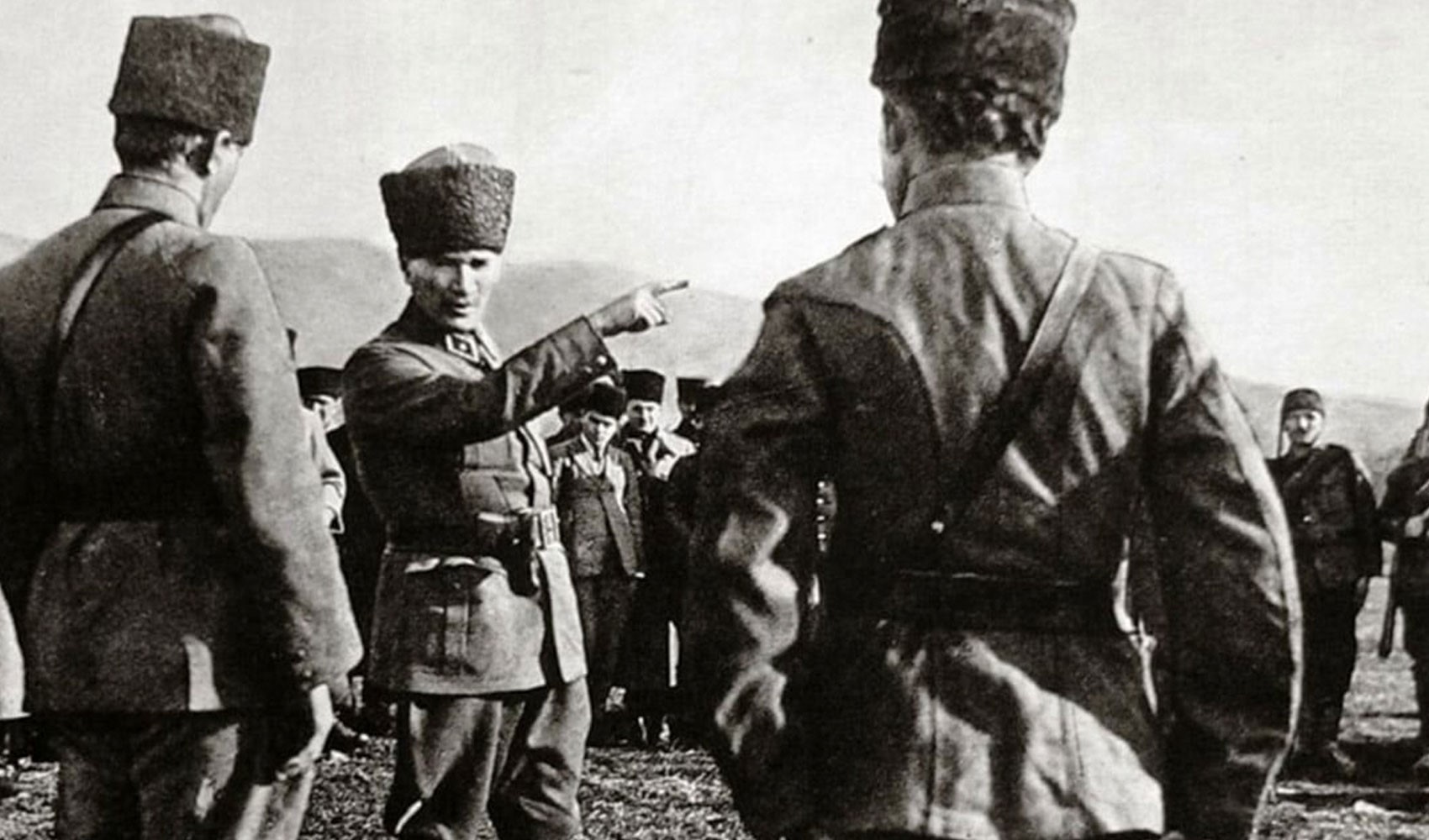 Gazeteler, 30 Ağustos Zafer Bayramı'nı nasıl gördü? Gazeteler, 30 Ağustos Zafer Bayramı'nı nasıl gördü?