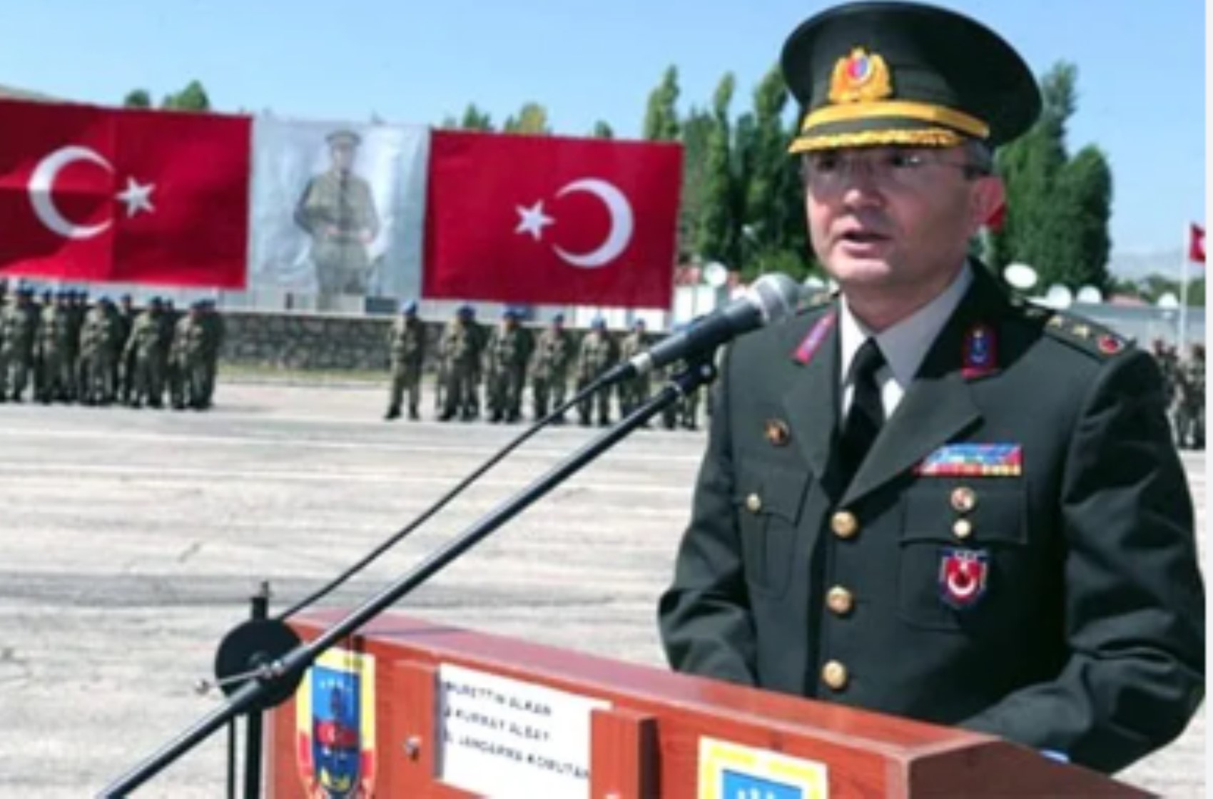 15 Temmuz Gazisi Tuğgeneral emekli edildi: Kararın arkasında Menzil mi var?
