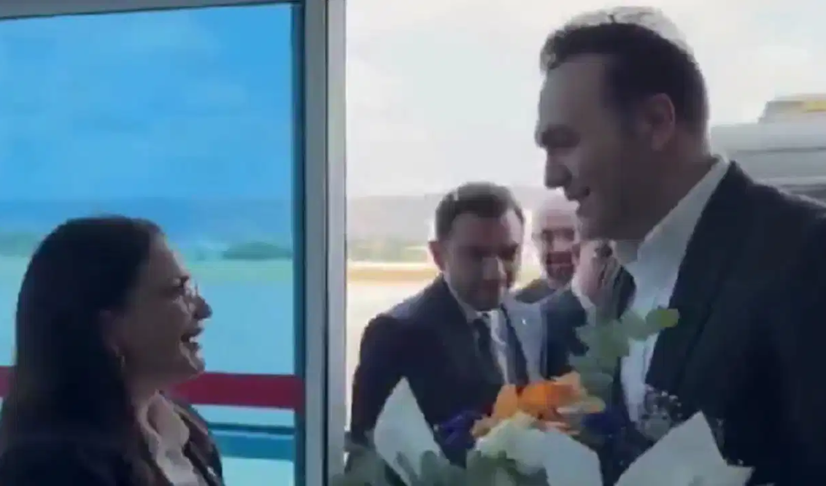 AKP Gençlik Kolları Genel Başkanı'na VIP konforu