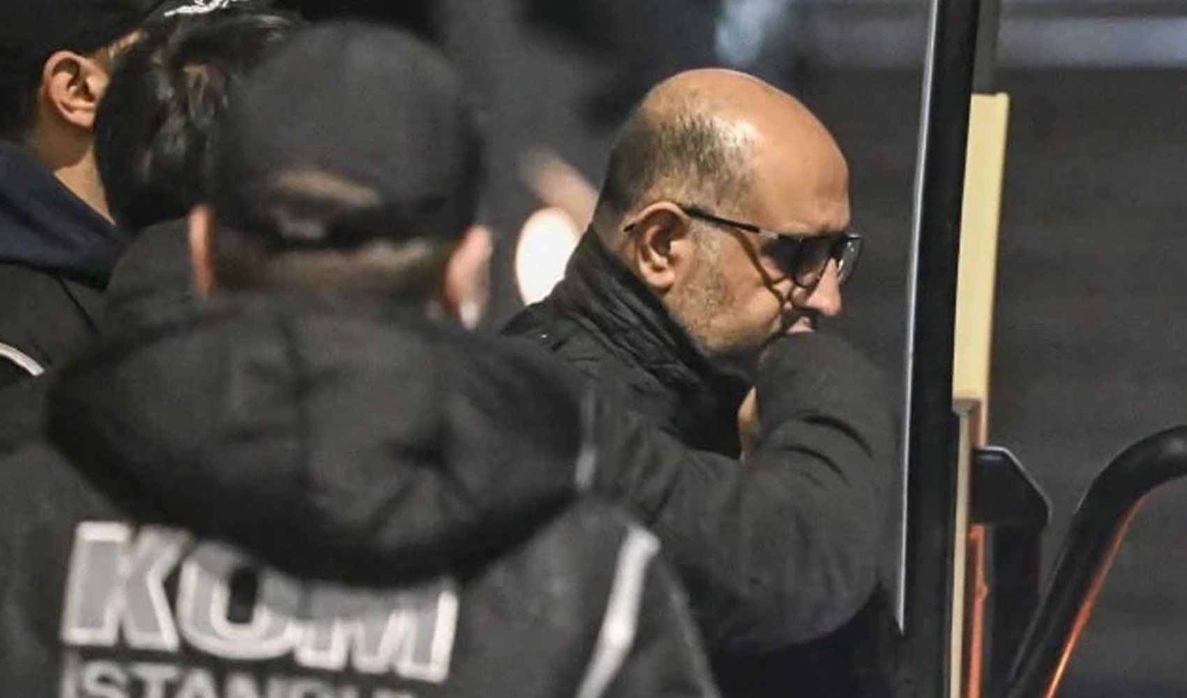 CHP’li başkanları tutuklatan Aziz İhsan Aktaş çocuğa tecavüzden yargılanmış