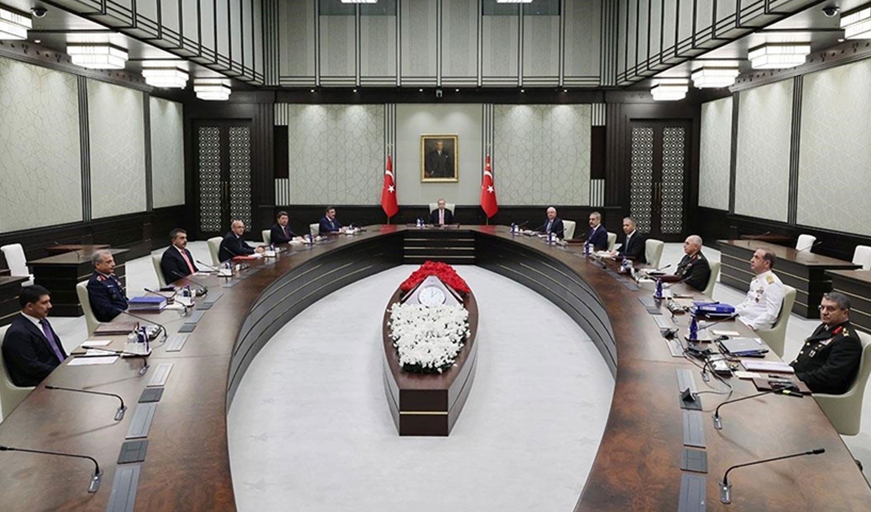 Yüksek Askeri Şûra yarın Saray'da toplanıyor! Erdoğan'dan kuvvet komutanları kararı