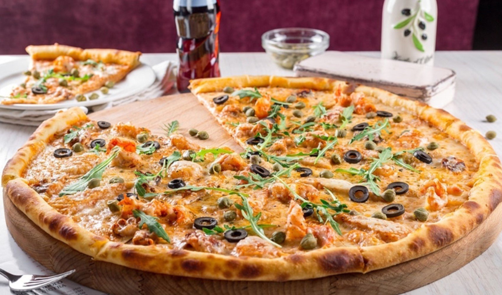 Ünlü pizza zinciri şubelerini kapatmaya başladı