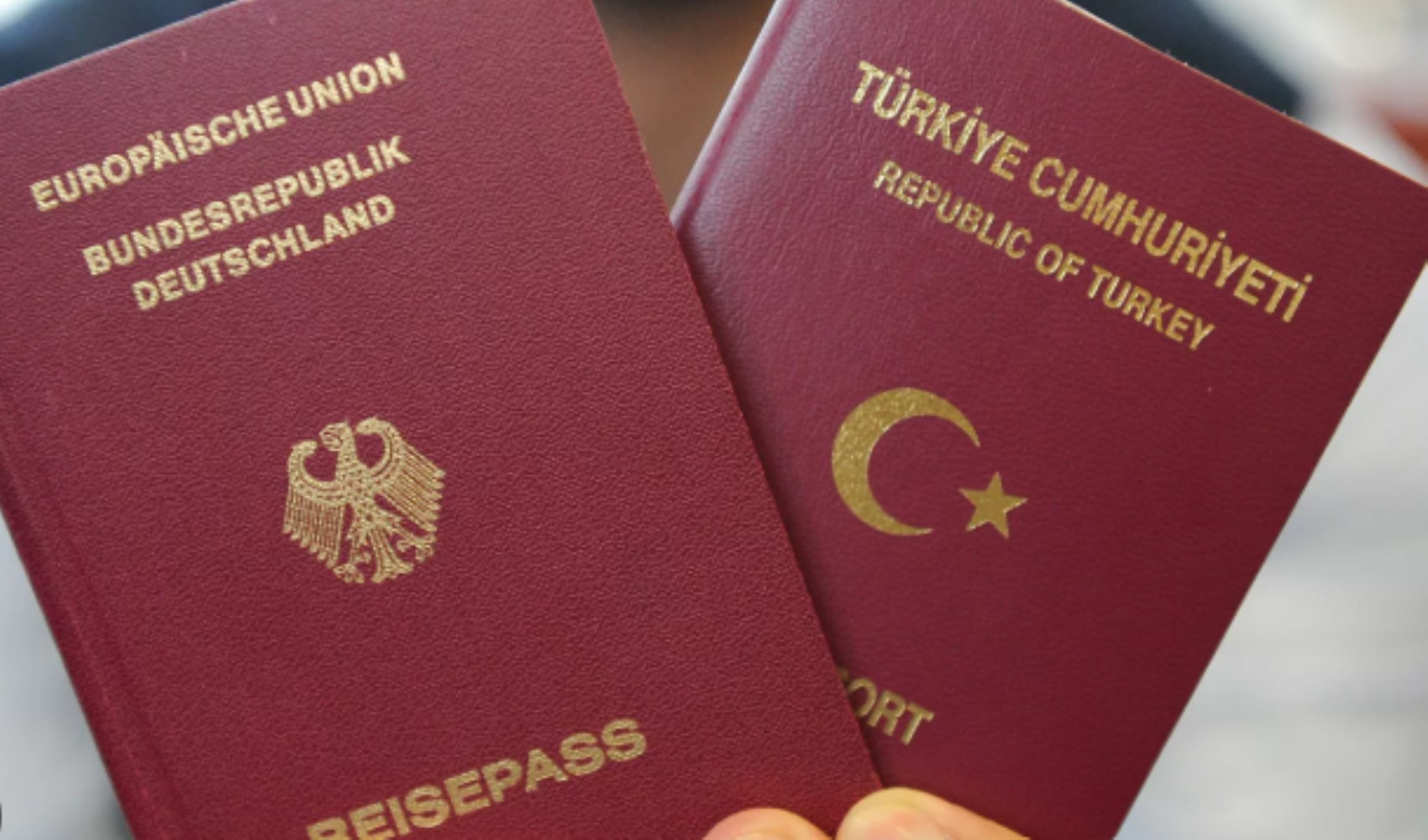 Vatandaşlık üzerinden büyük vurgun! 'Tapu Müdürü biliyordu, savcılık sessiz kaldı' iddiası