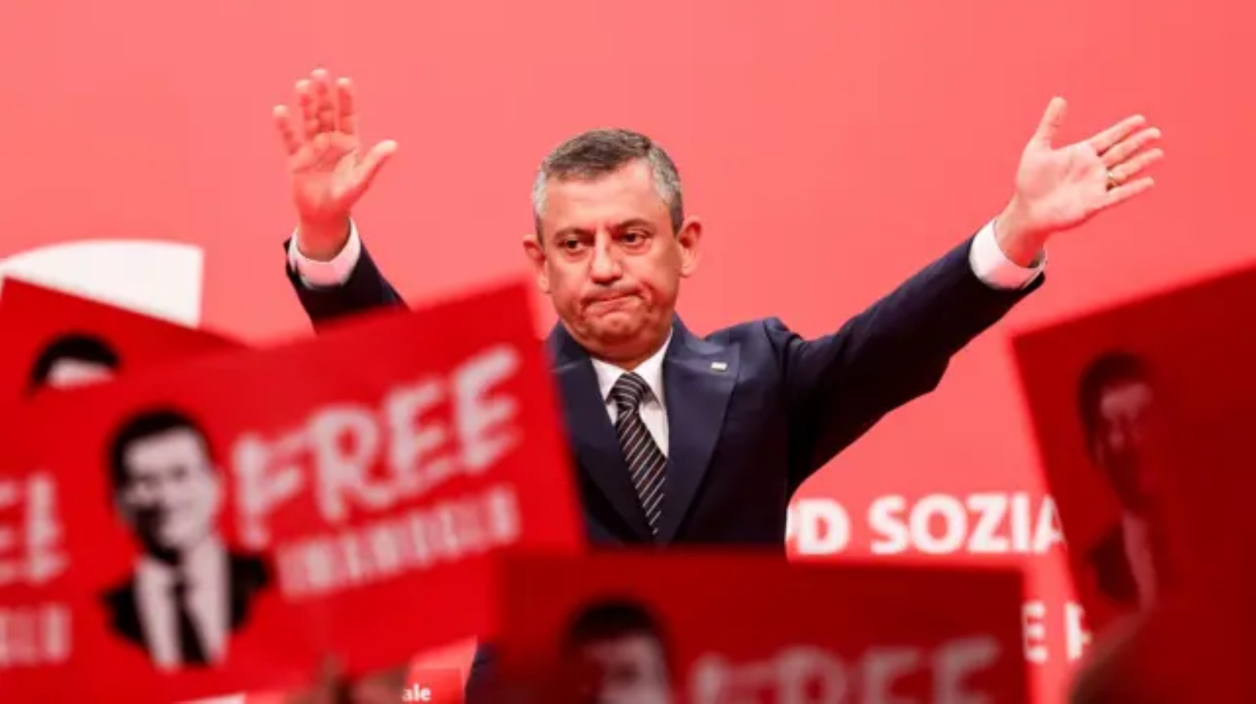 Ağustos ayının ilk anketinden Erdoğan'ı düşündürecek sonuç! İşte CHP ile AKP arasındaki fark...