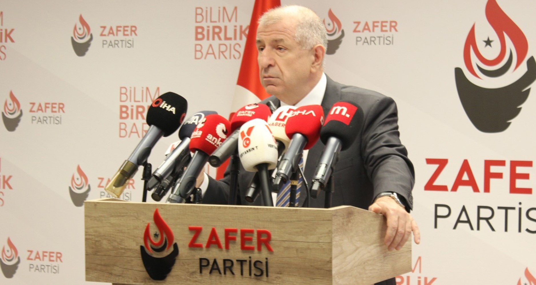 Ağustos ayının ilk anketinden Erdoğan'ı düşündürecek sonuç! İşte CHP ile AKP arasındaki fark...