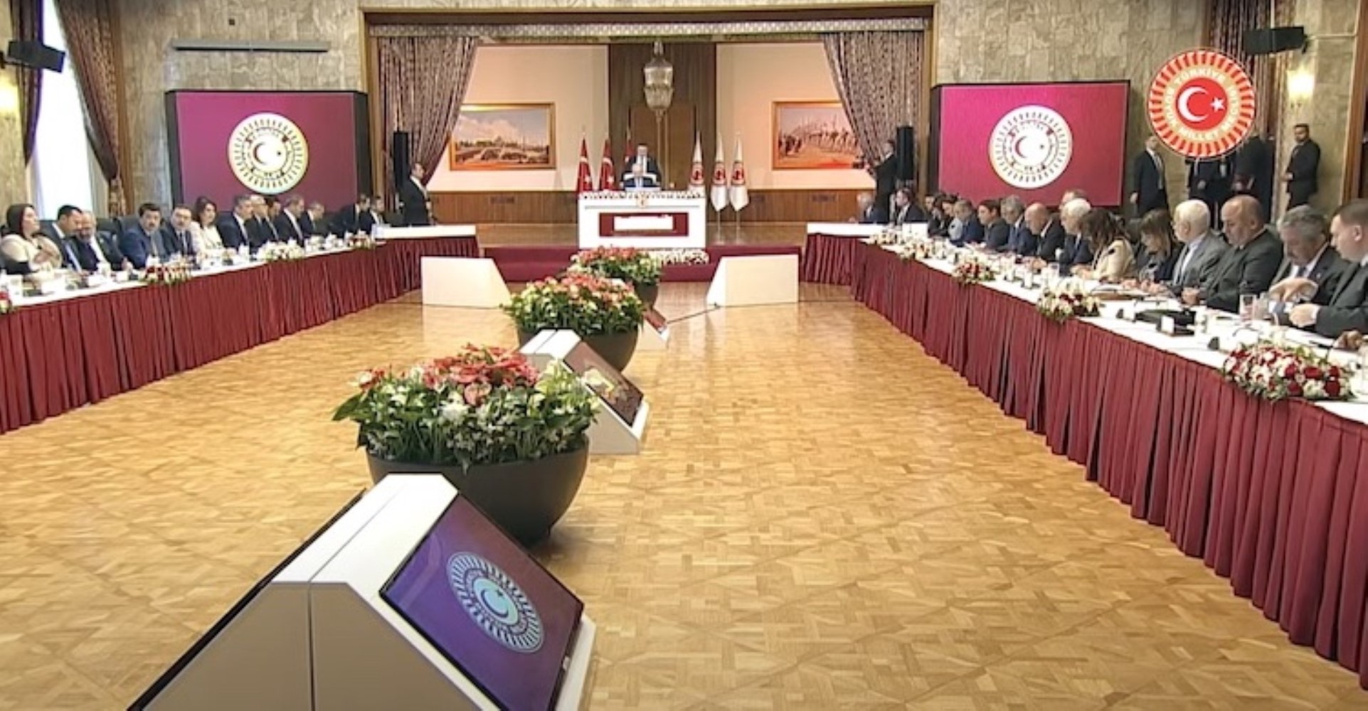 Meclis'te kurulan komisyonda ikinci toplantı: 3 yeni isim davet edilecek!