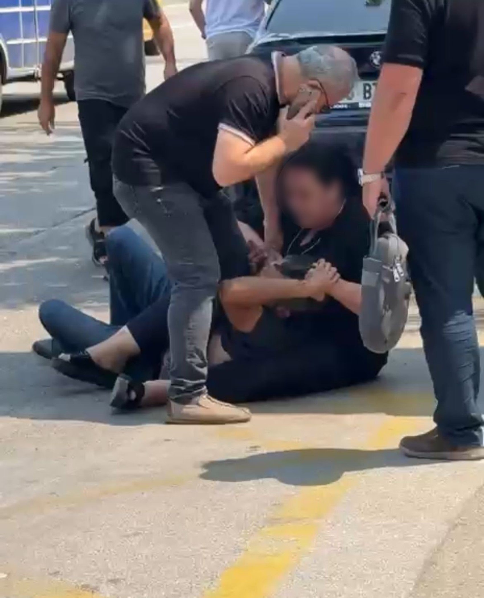 Eski eşinden kocasına meydan dayağı