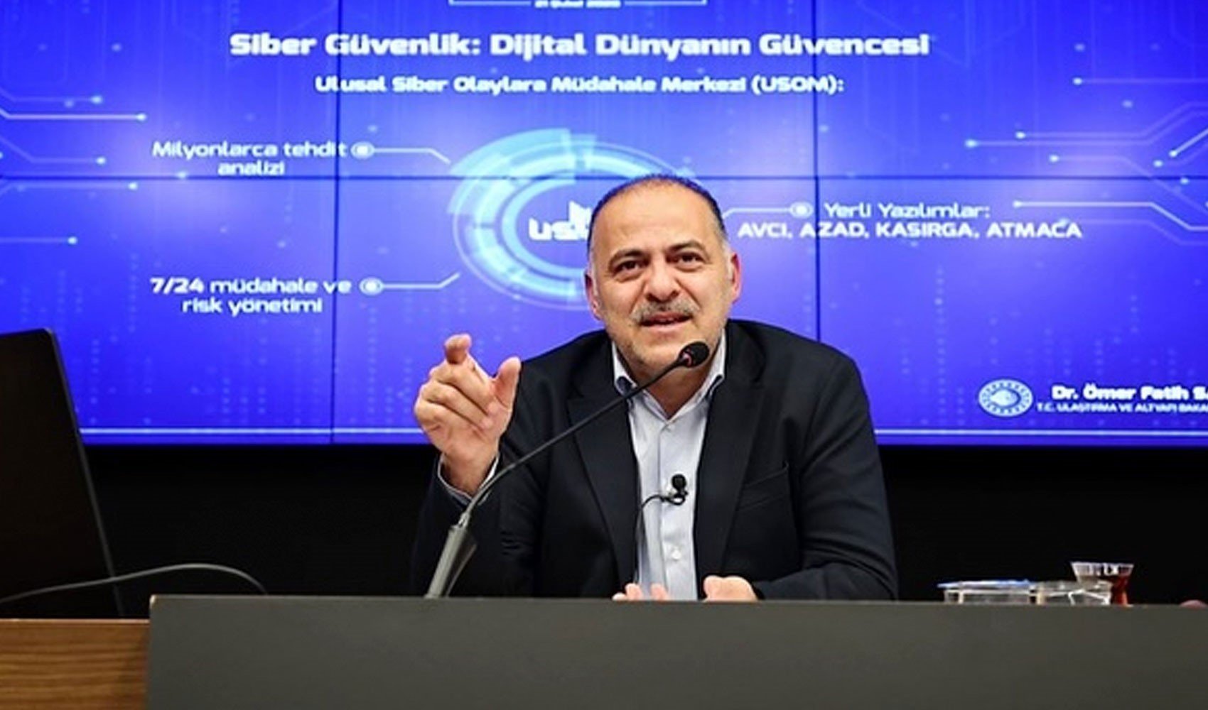 10 diplomalı bakan yardımcısının 4 diploması gitti