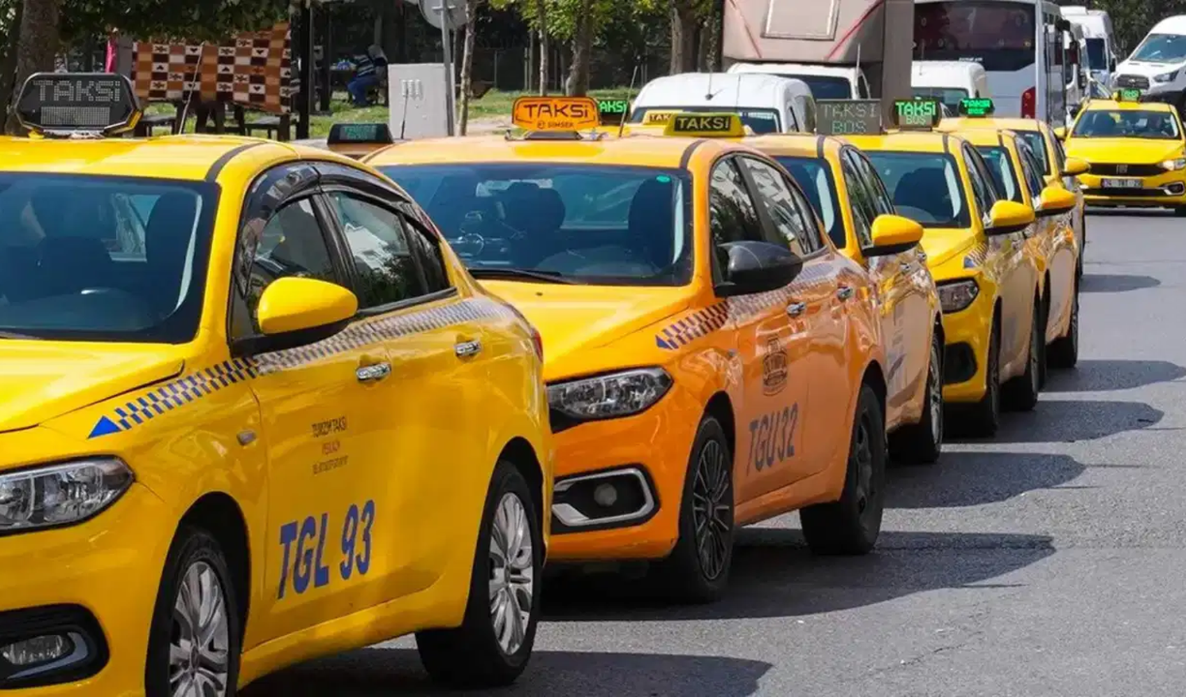 Fiyatlar belli oldu: İstanbul'da yeni taksi plakaları için ihale süreci başlıyor