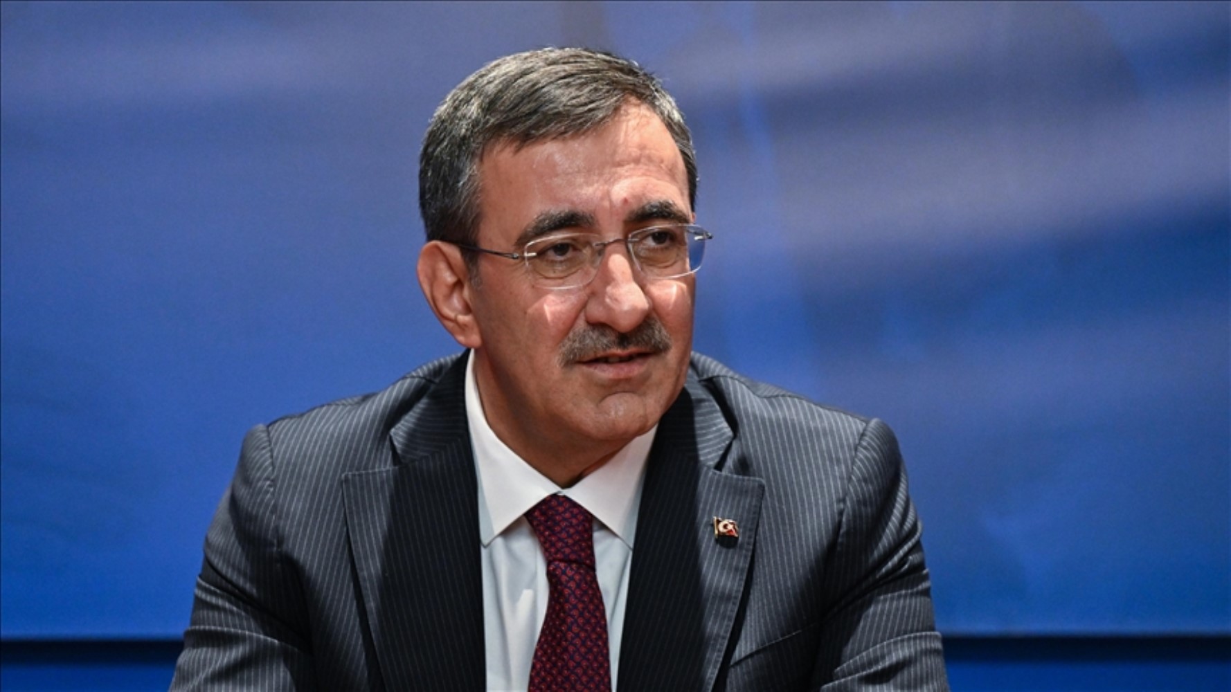 Saray, e-imza ve sahte diplomayı yalanladı: 'Manipülasyon var' dedi