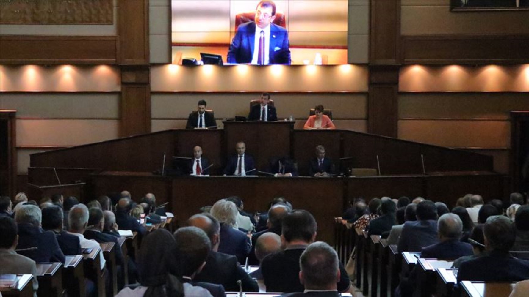 Fahrettin Altun'un başkanlığını yaptığı kurum İBB'ye para cezası verdi!