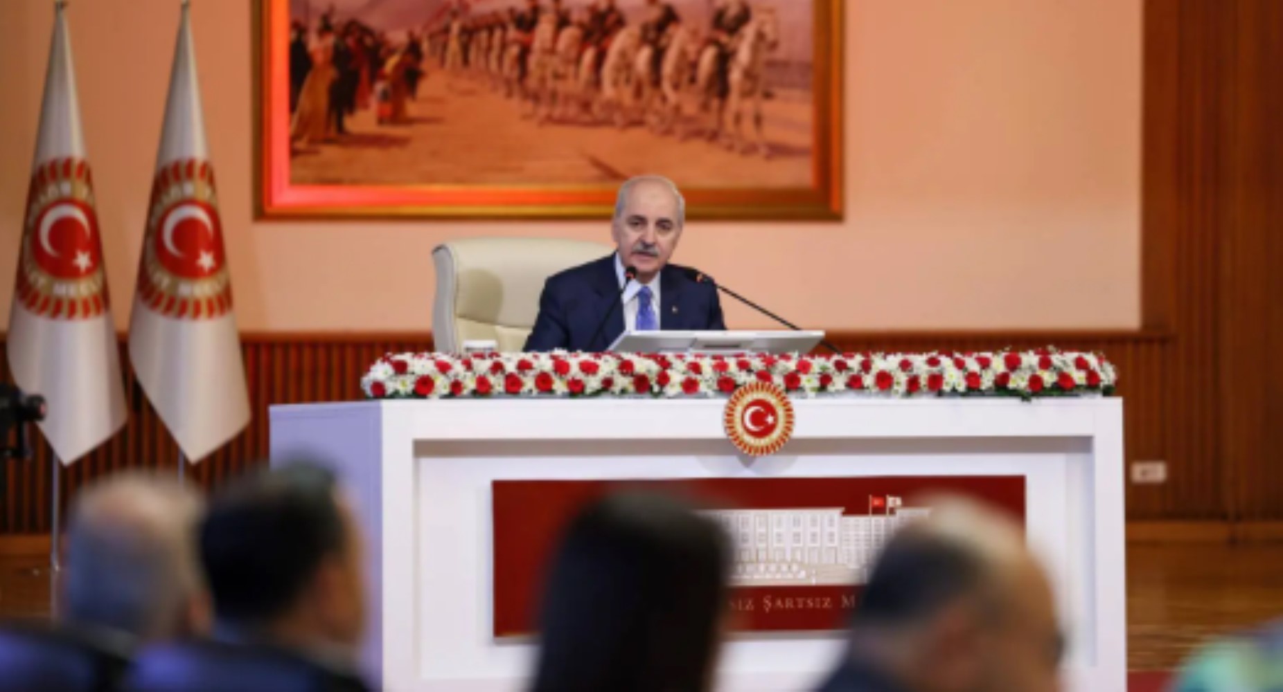 TBMM'de kurulan komisyonda cep telefonu yasağı: Numan Kurtulmuş'u çok rahatsız etmiş!