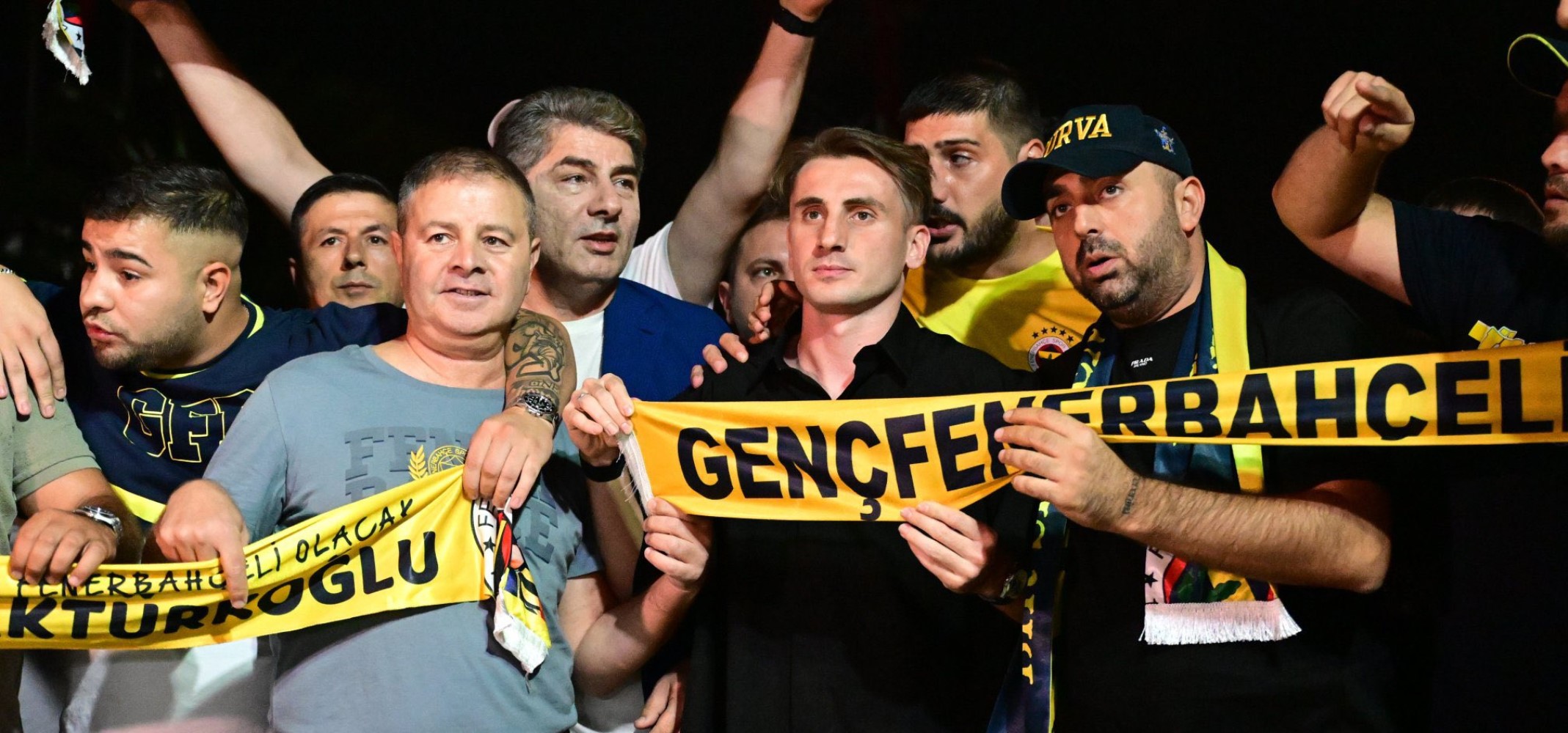 Erman Toroğlu ve Ahmet Çakar'dan Kerem Aktürkoğlu'na olay sözler! 'Boşuna iki tane topçudan dayak yemedi'