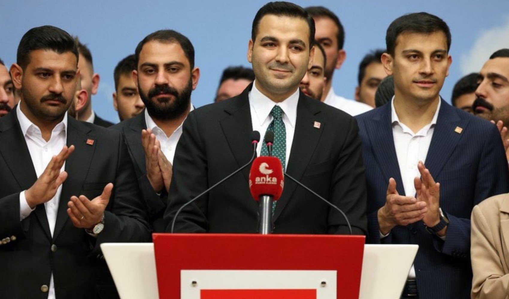 Akın Gürlek'ten CHP Gençlik Kolları Başkanı Cem Aydın'a dava!