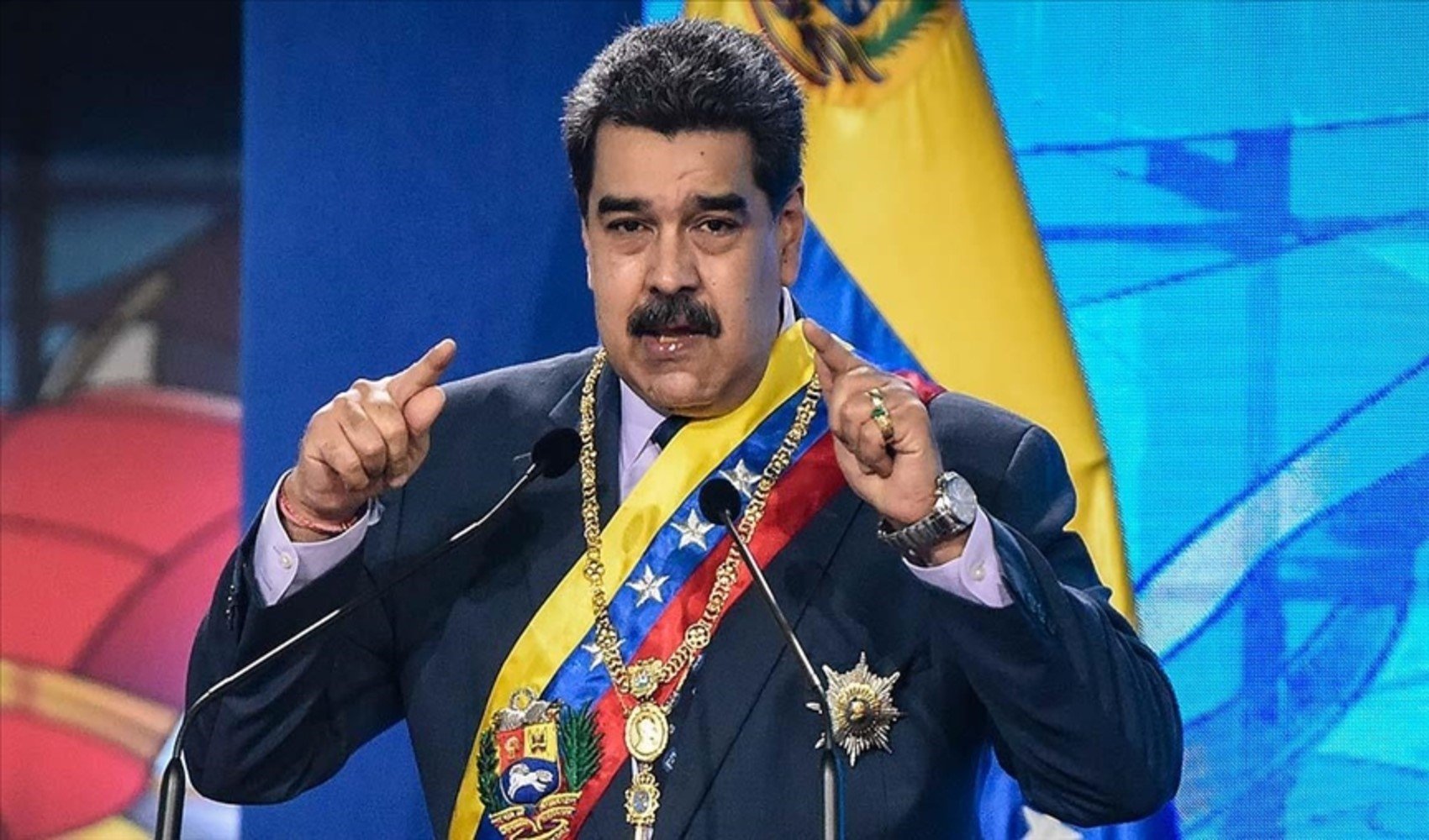 Maduro, ABD'nin askeri hareketlerini kınadı