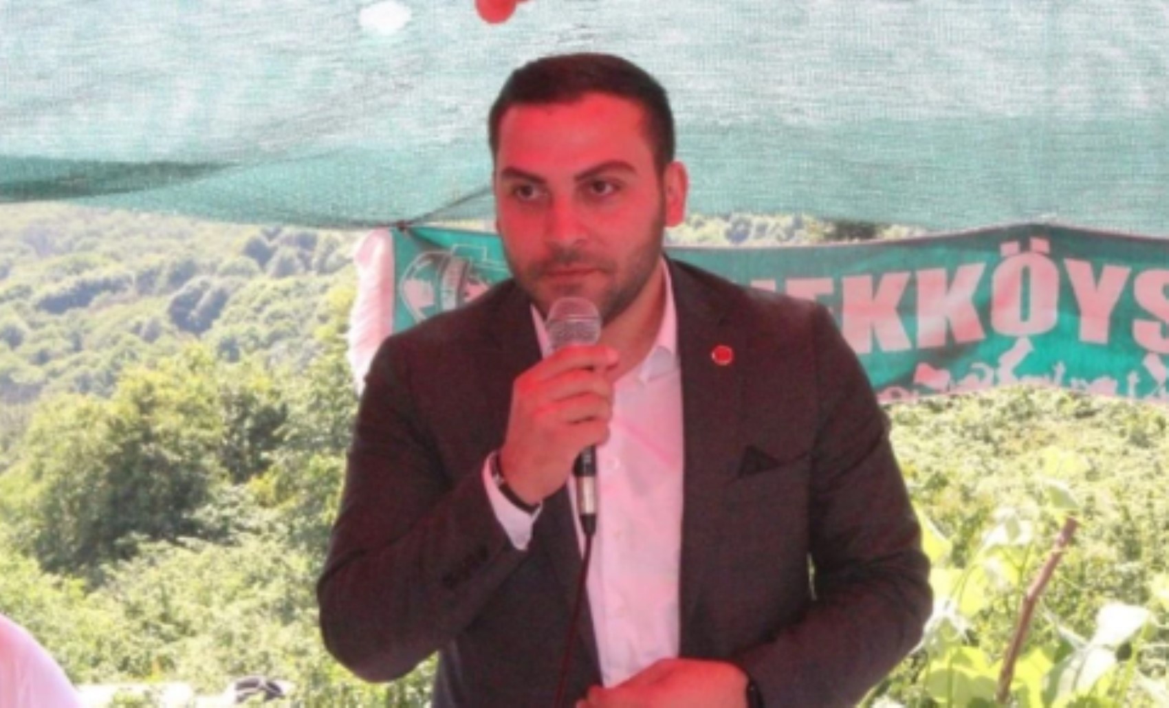 CHP Beykoz’da peş peşe istifalar geldi... İstifasını veren Uğur Gökdemir ile ilgili dikkat çeken iddia! 100 bin TL karşılığında...