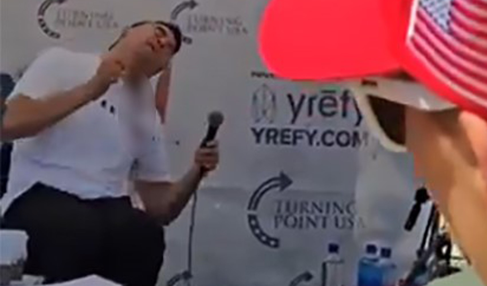 Trump destekçisi aktivist Charlie Kirk'e silahlı saldırı: Hayatını kaybetti