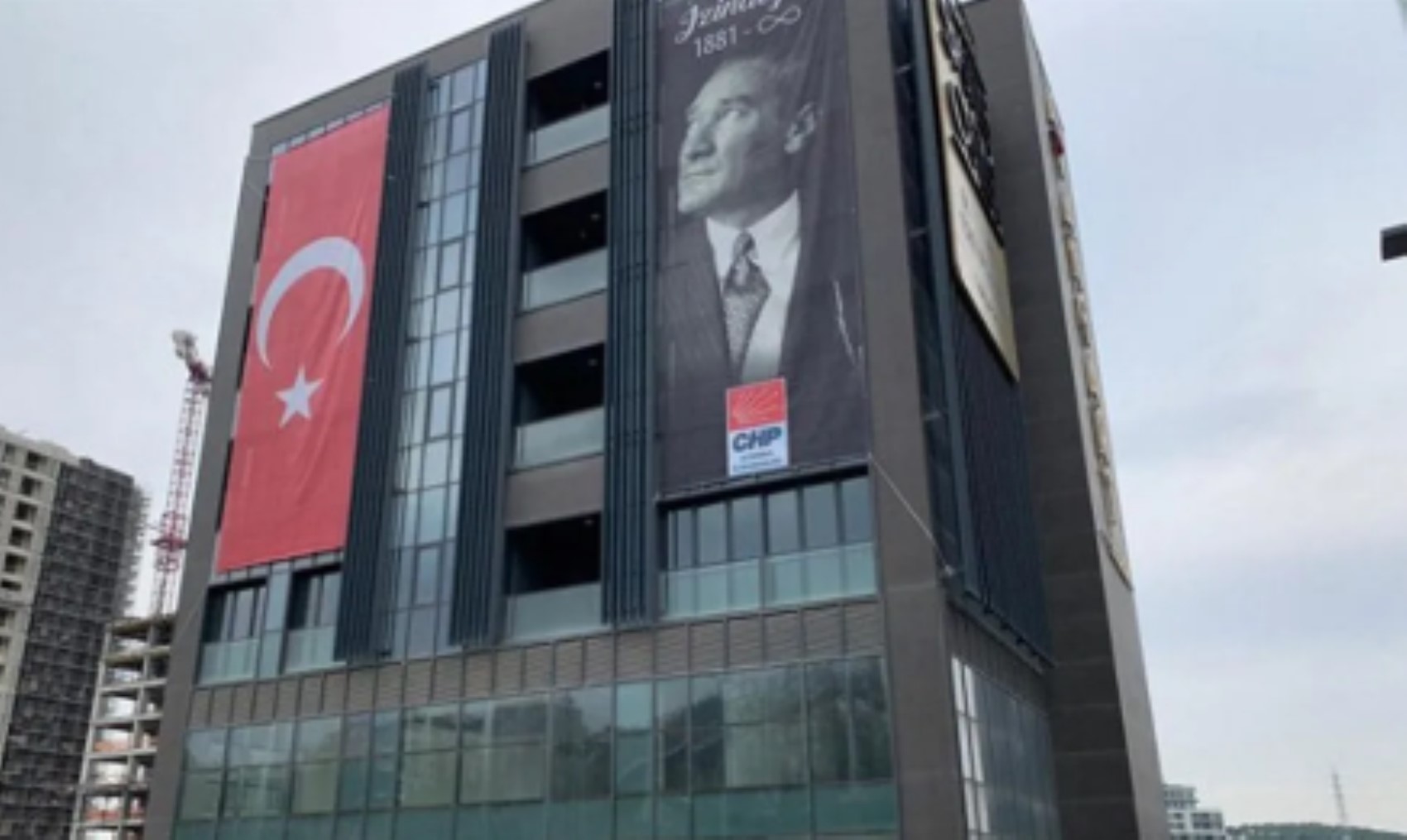 CHP'de 15 Eylül hazırlığı: Genel merkeze stok başladı... Merkeze bakın ne alınmış?