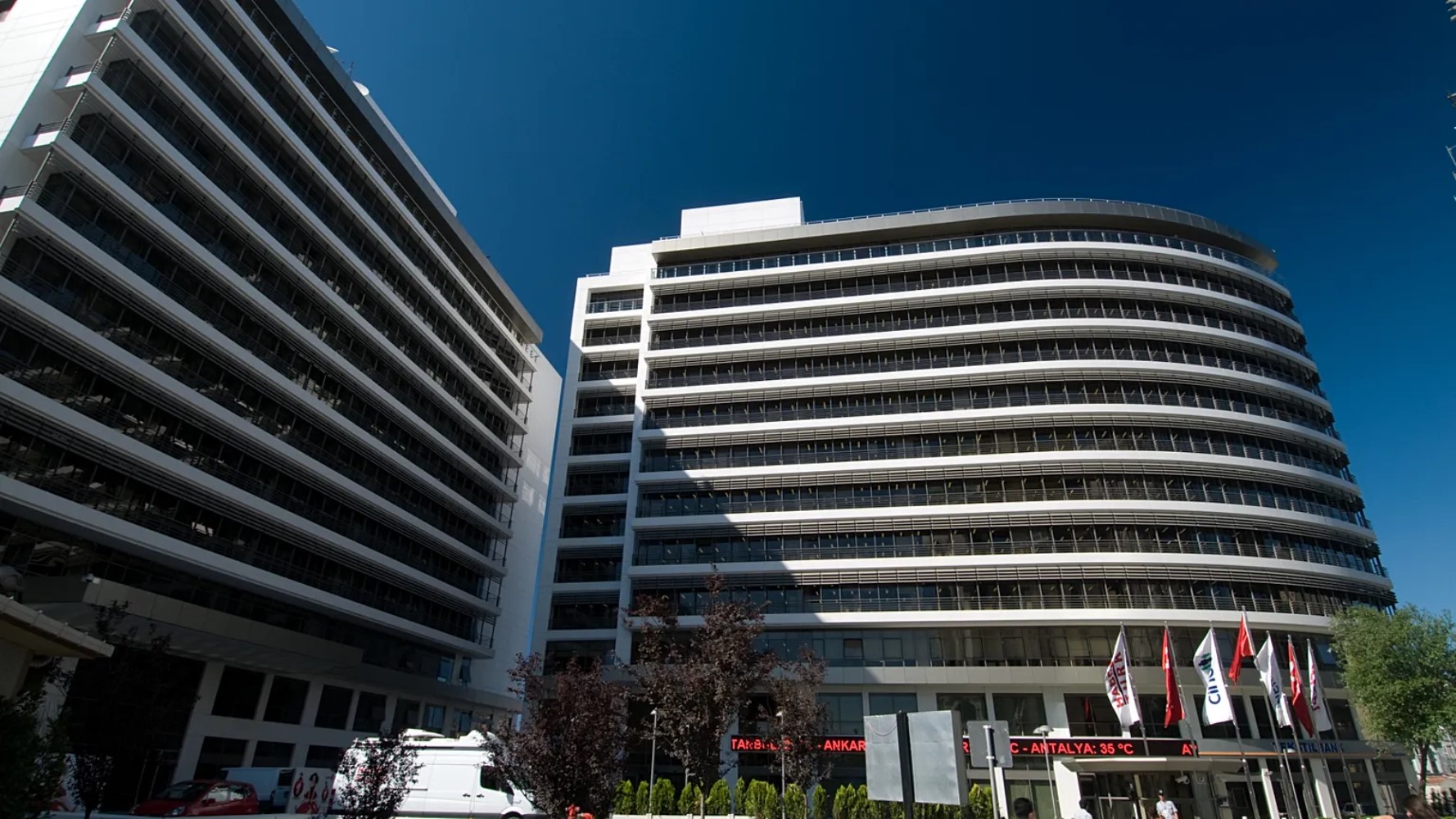 Herkes bu sorunun cevabını merak ediyor: Can Holding patronları nerede?