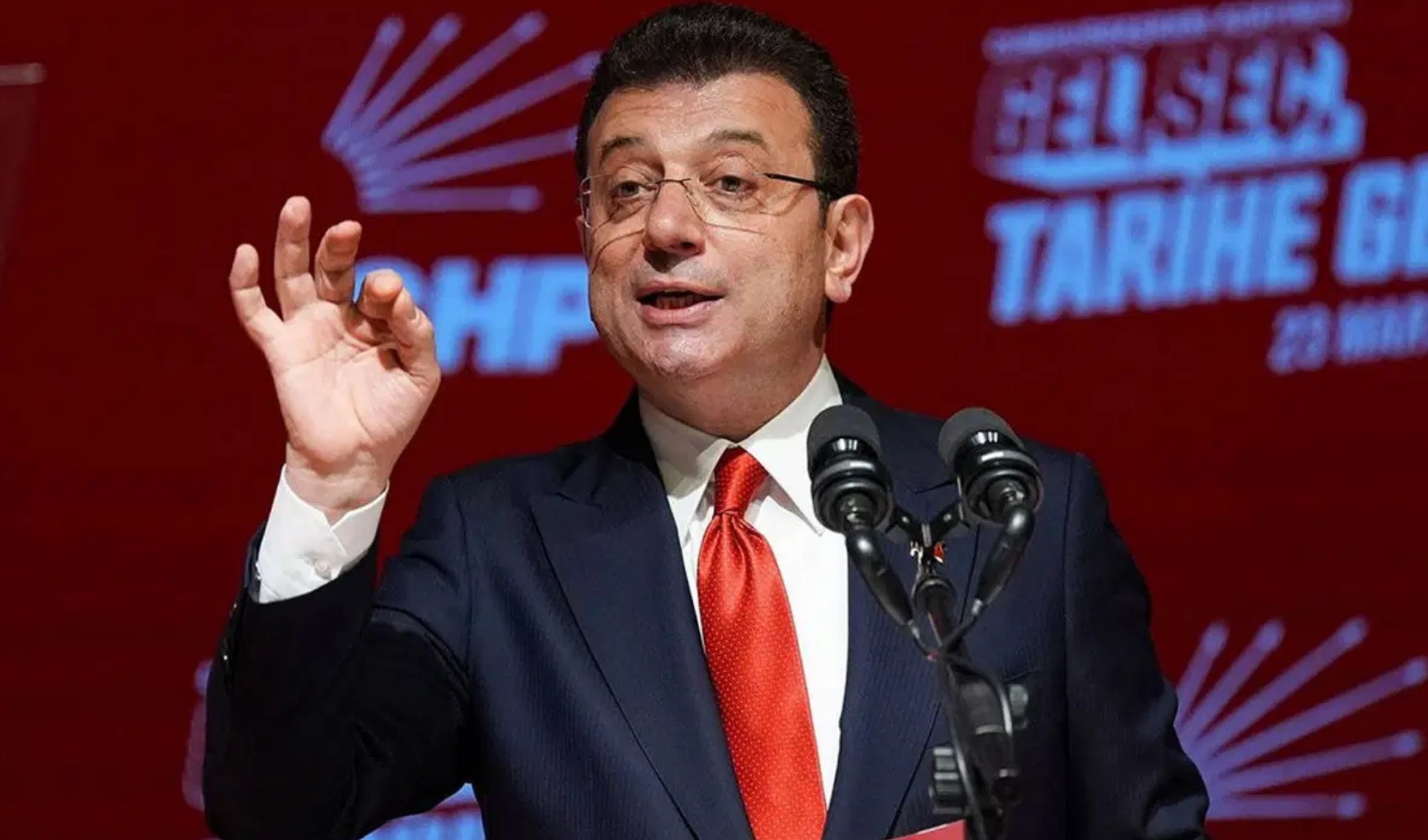 İmamoğlu diploma davasında ilk kez hakim karşısında: Alkış ve sloganlarla karşılandı