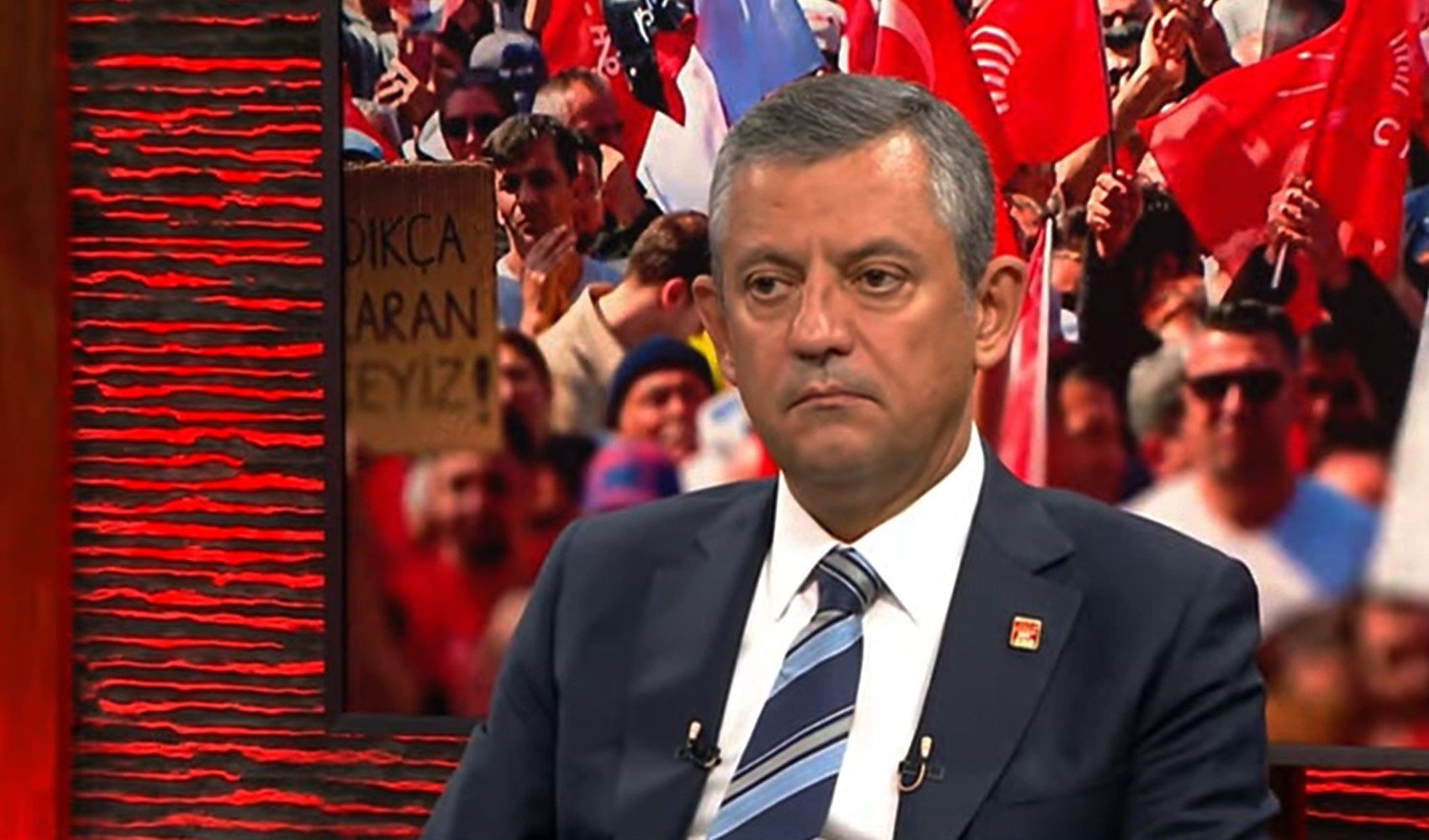 CHP Genel Başkanı Özel: 'Tekin'i muhatap almam mümkün değil'