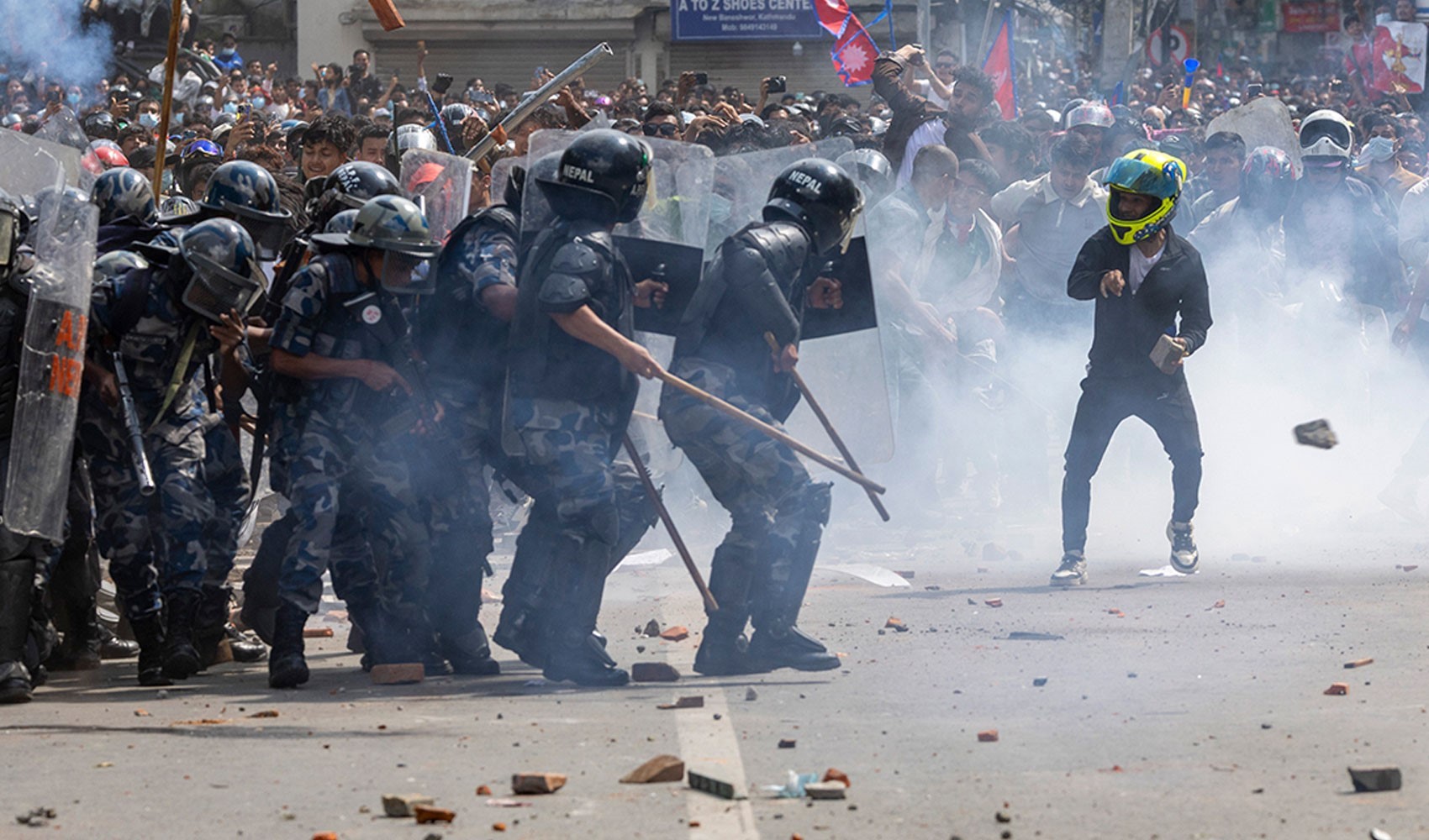 Nepal'deki protestoların ardından 'başbakan' gelişmesi