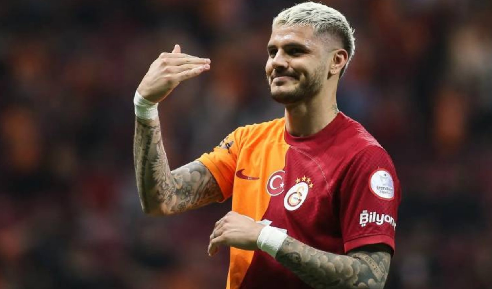 Mauro Icardi'den 12 Dev Adam'a tebrik