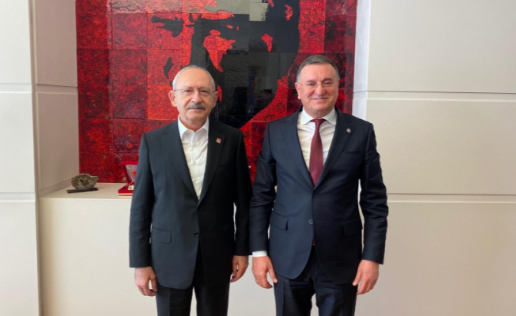 CHP'ye kurultay davasını açanlar konuştu: Lütfü Savaş, Hatip Karaaslan ve Yılmaz Özkanat'tan şok açıklamalar! 'İmamoğlu'na kayıtsız kalamadık...'