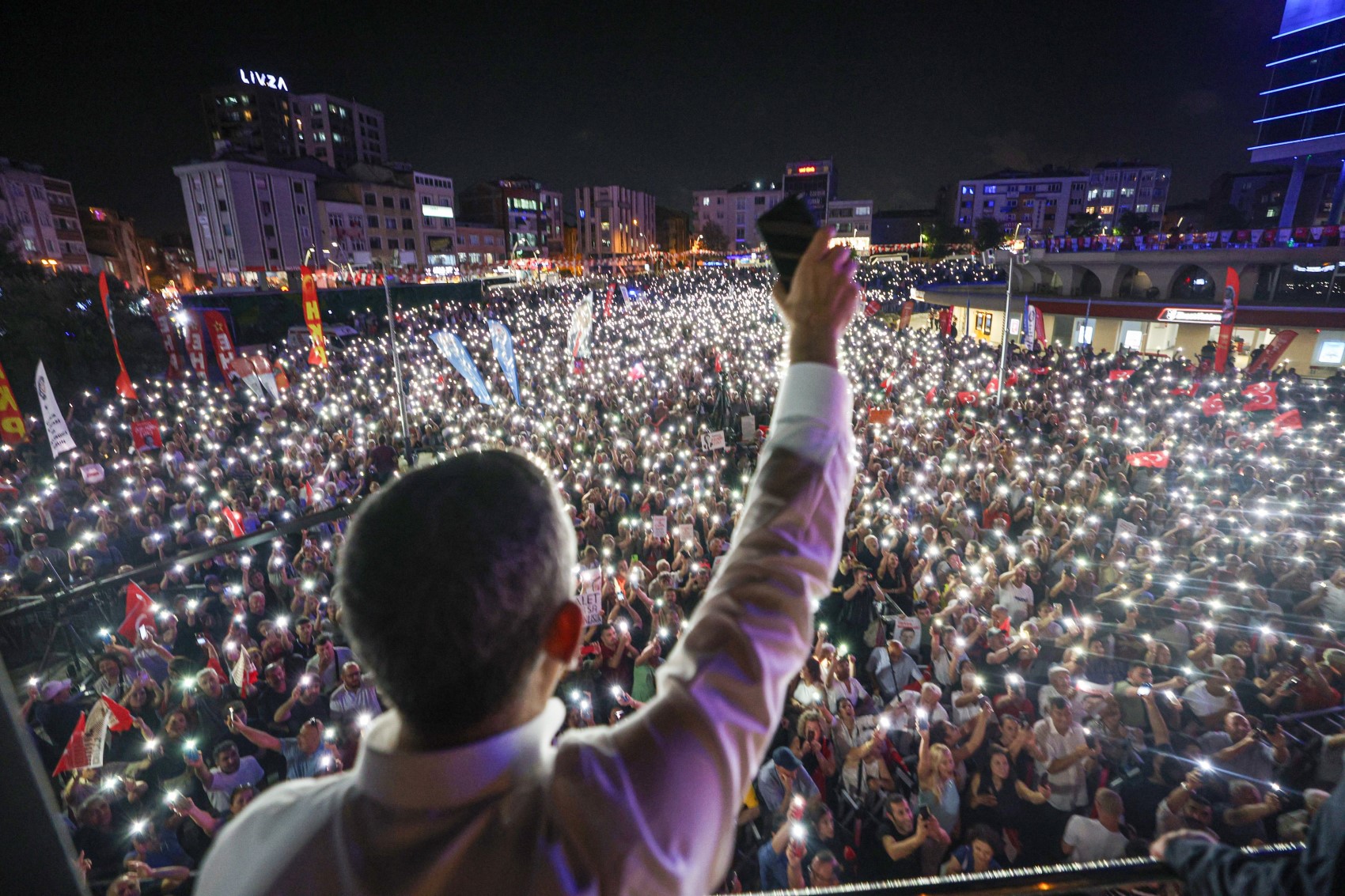 CHP, 'Tarihi en büyük gövde gösterisi'ne hazırlanıyor! Genel Merkez'de stok yapıldı mı?