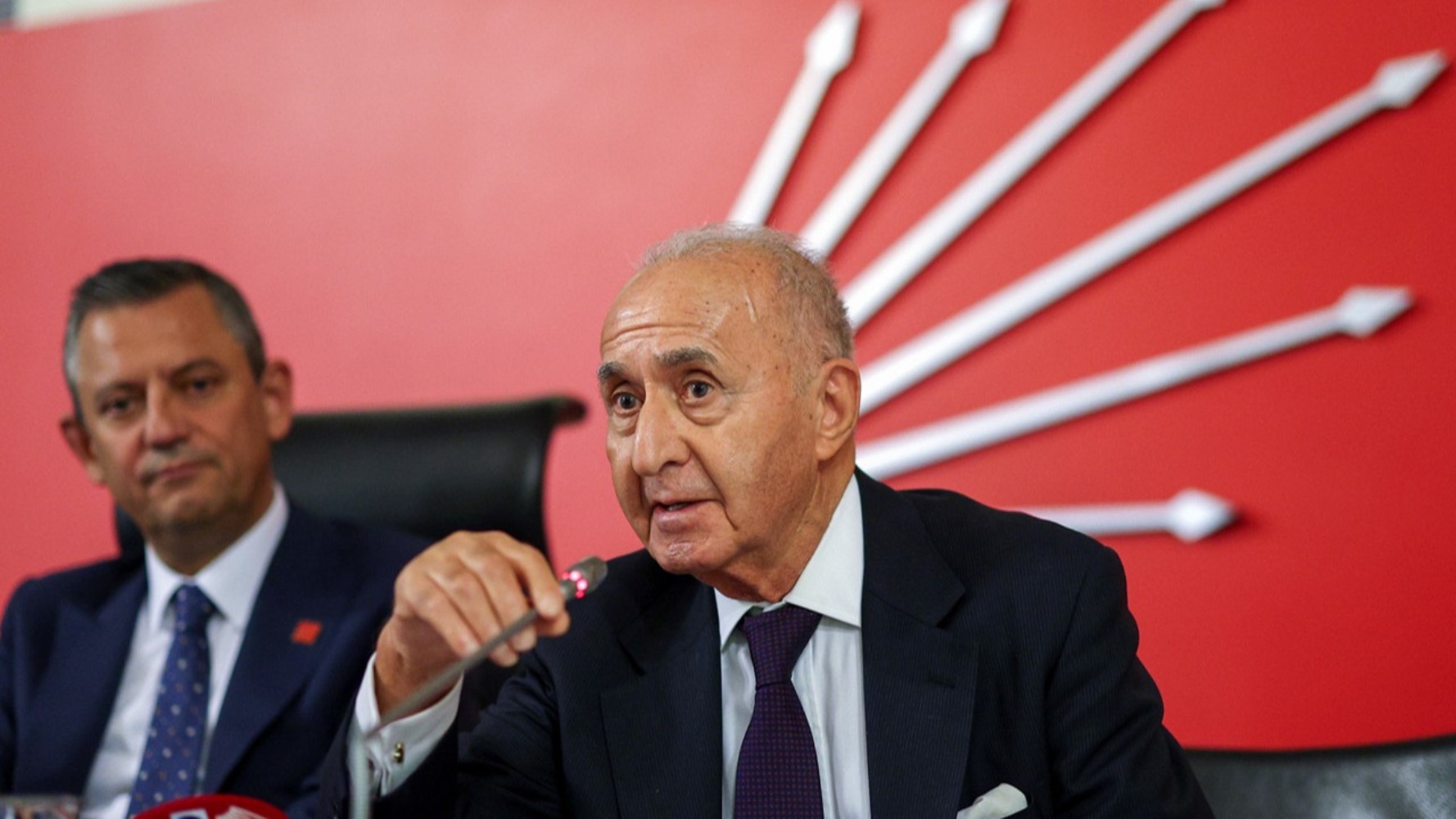 Hikmet Çetin'den çarpıcı Kılıçdaroğlu iddiası! 'En üst düzeydekilerle...'