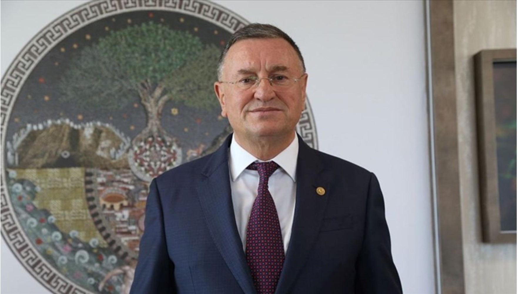 Kurultay davacılarının avukatı Onur Yusuf Üregen'in Sedat Peker'le fotoğrafı ortaya çıktı! Sildirmeye çalışmış...