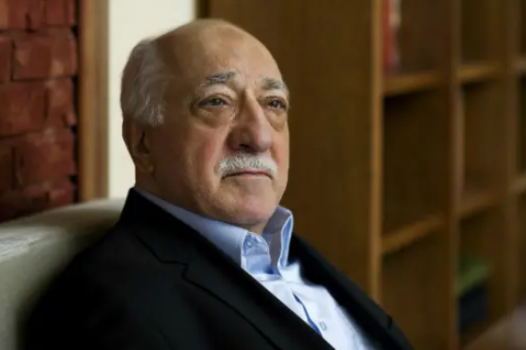 FETÖ'nün 'Arşiv Odası' ortaya çıktı: Türkiye’den isimlere gönderilmiş mektuplar dosyalı halde bulundu! Listede kimler var?