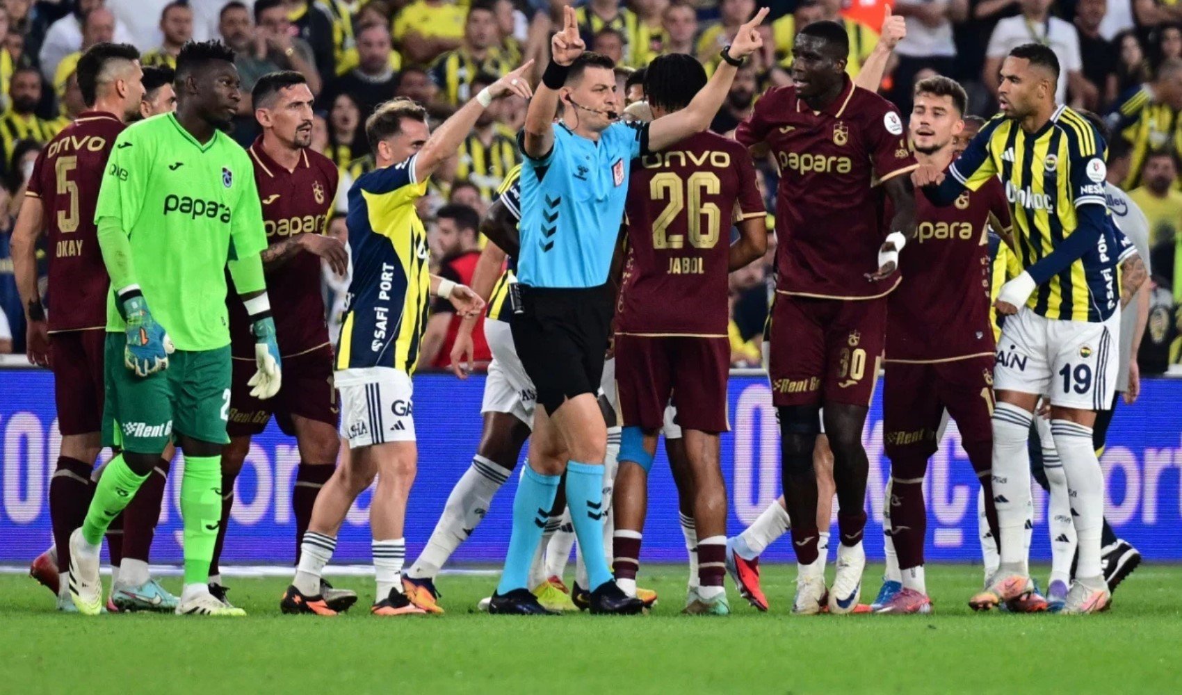 Sporda günün manşetleri: Ortalık toz duman!