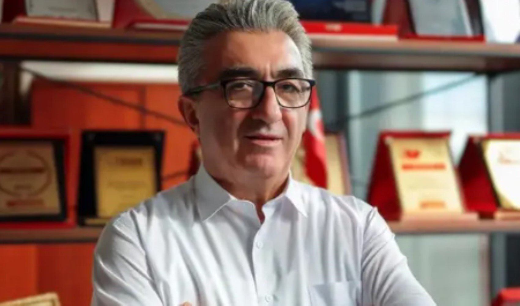 Tutuklanan Bayrampaşa Belediye Başkanı Hasan Mutlu'dan ilk mesaj: Boyun eğmeyeceğiz