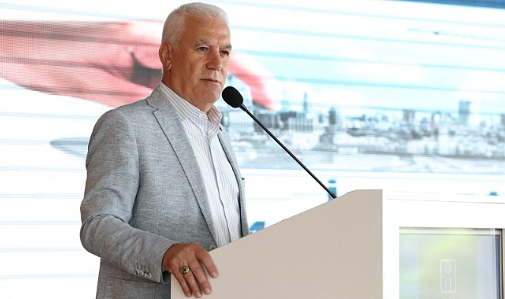 İddia: AKP, CHP'li bir büyükşehir belediye başkanını daha transfer edecek! 'Sayı 100'e ulaşacak'