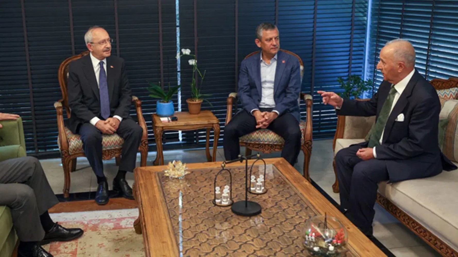 Hikmet Çetin'den Özgür Özel ve Kılıçdaroğlu çıkışı! 'Yanlış yapıyor, ikisine de söyleyeceğim...'